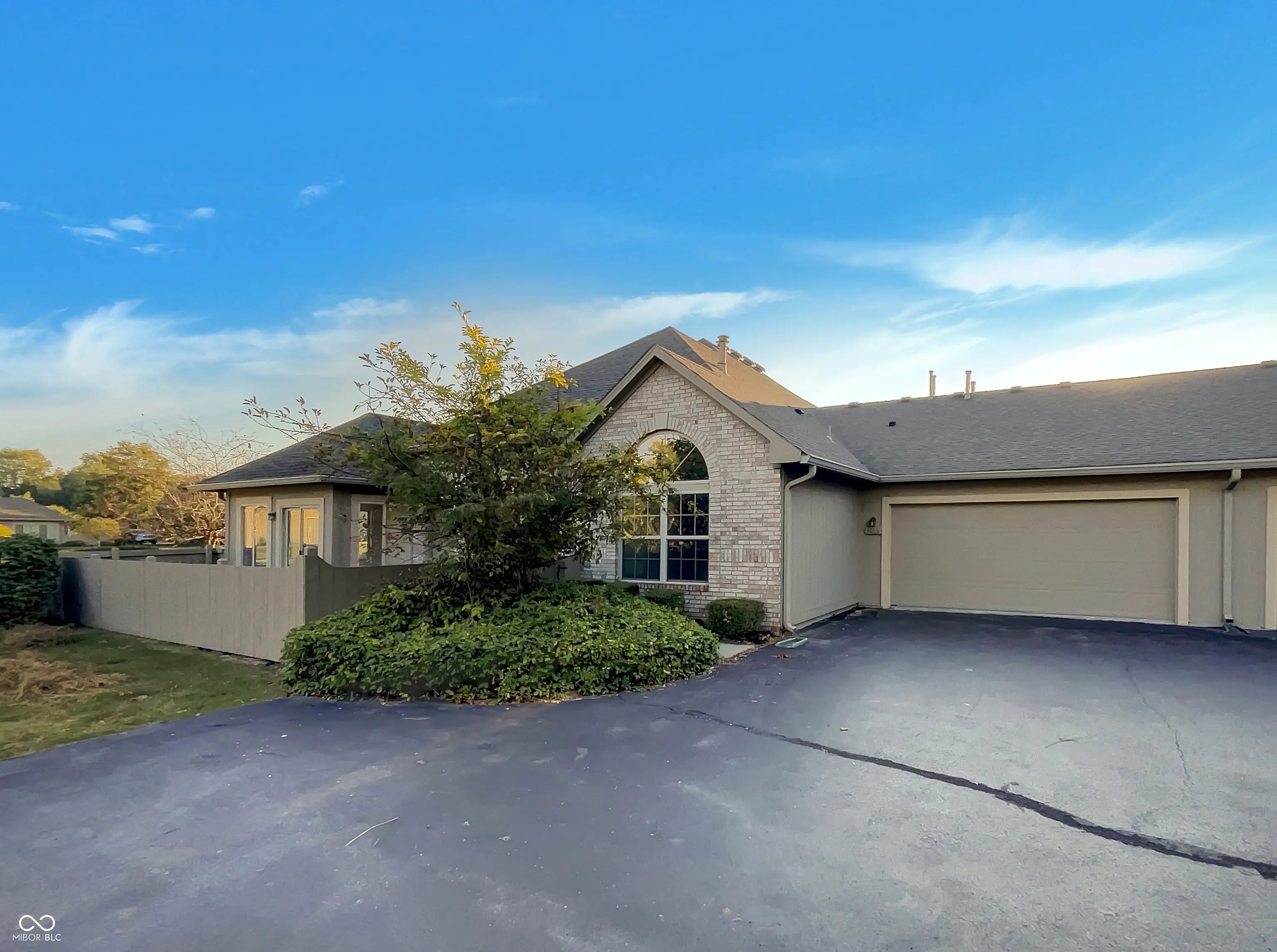 1616 Briarstone Way, Indianapolis