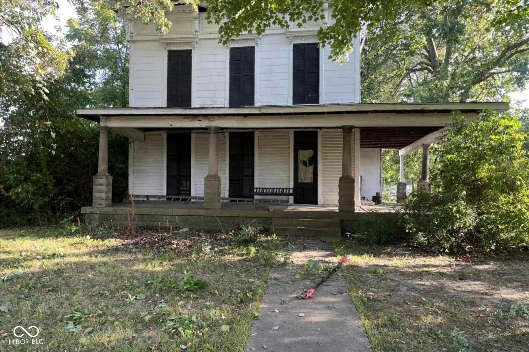 8301 Camby Road, Camby