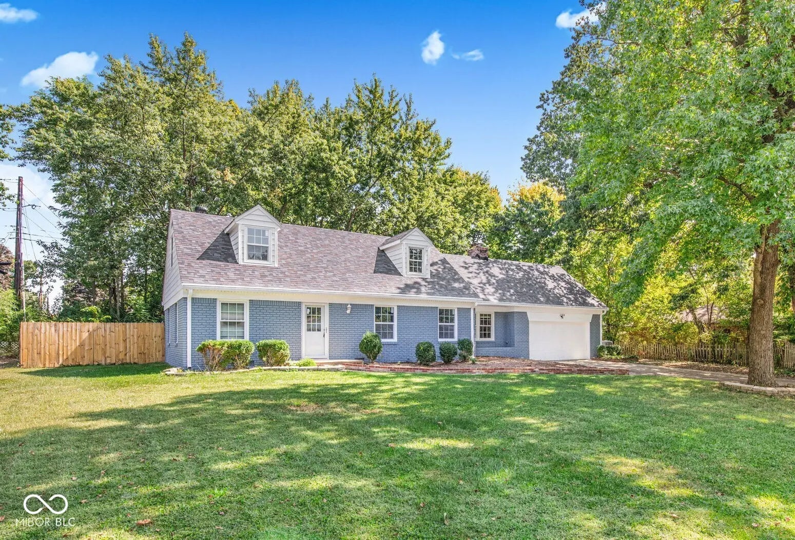8121 S East Street, Indianapolis