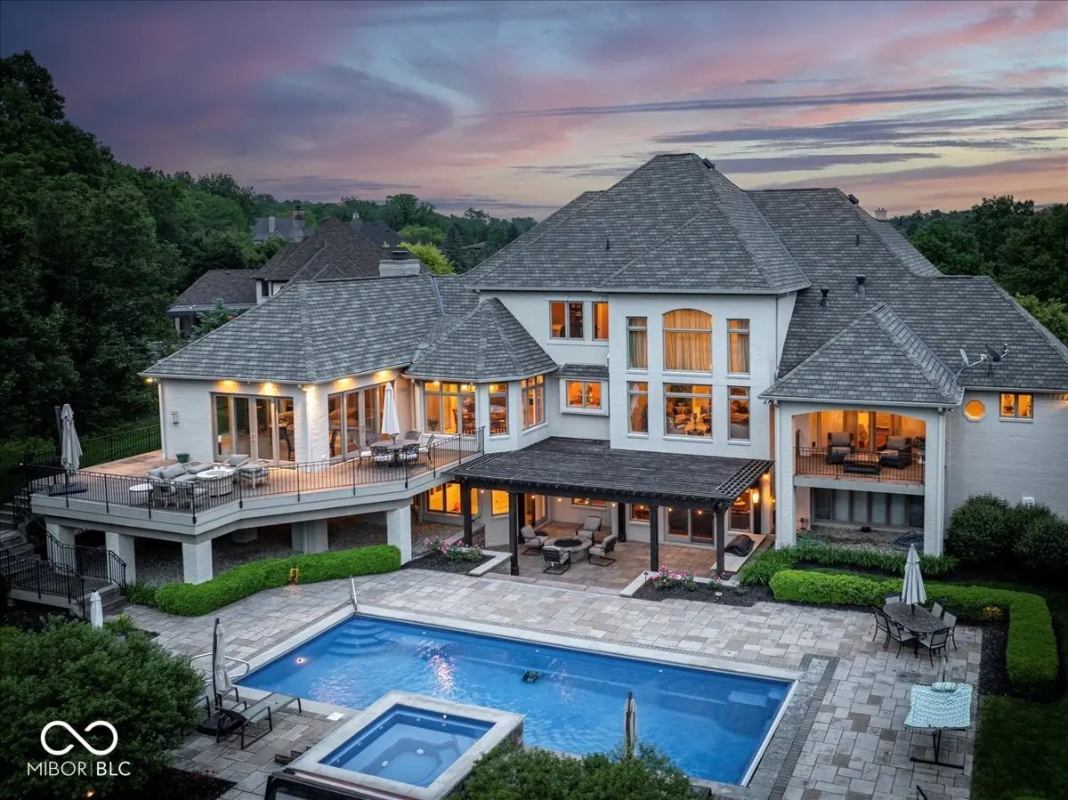 10725 Chase Court, Fishers