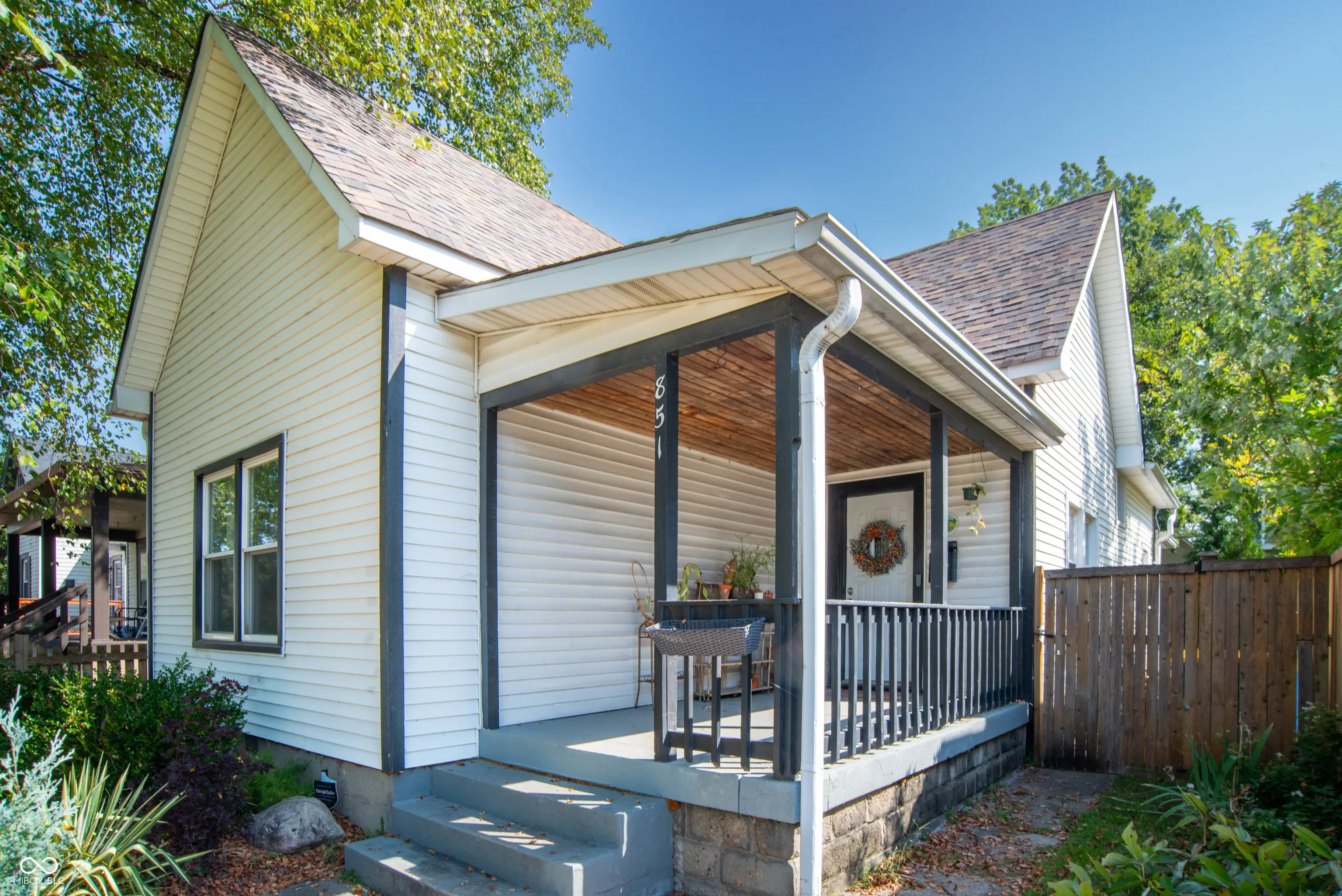 851 E Pleasant Run Parkway South Drive, Indianapolis