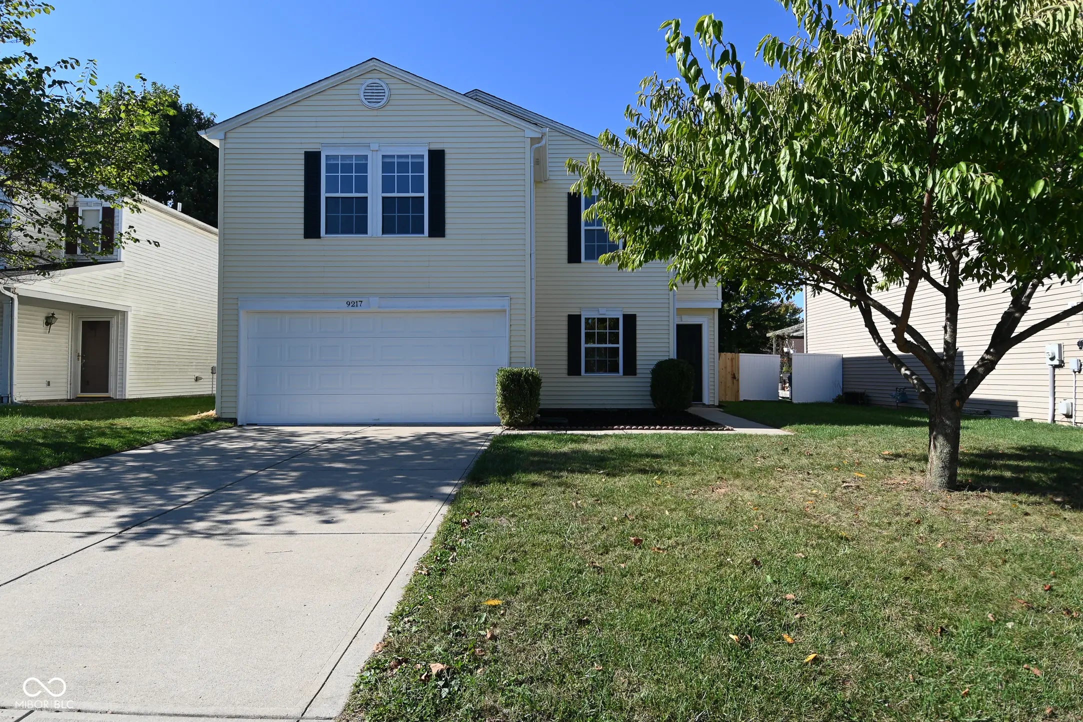 9217 Middlebury Way, Indianapolis