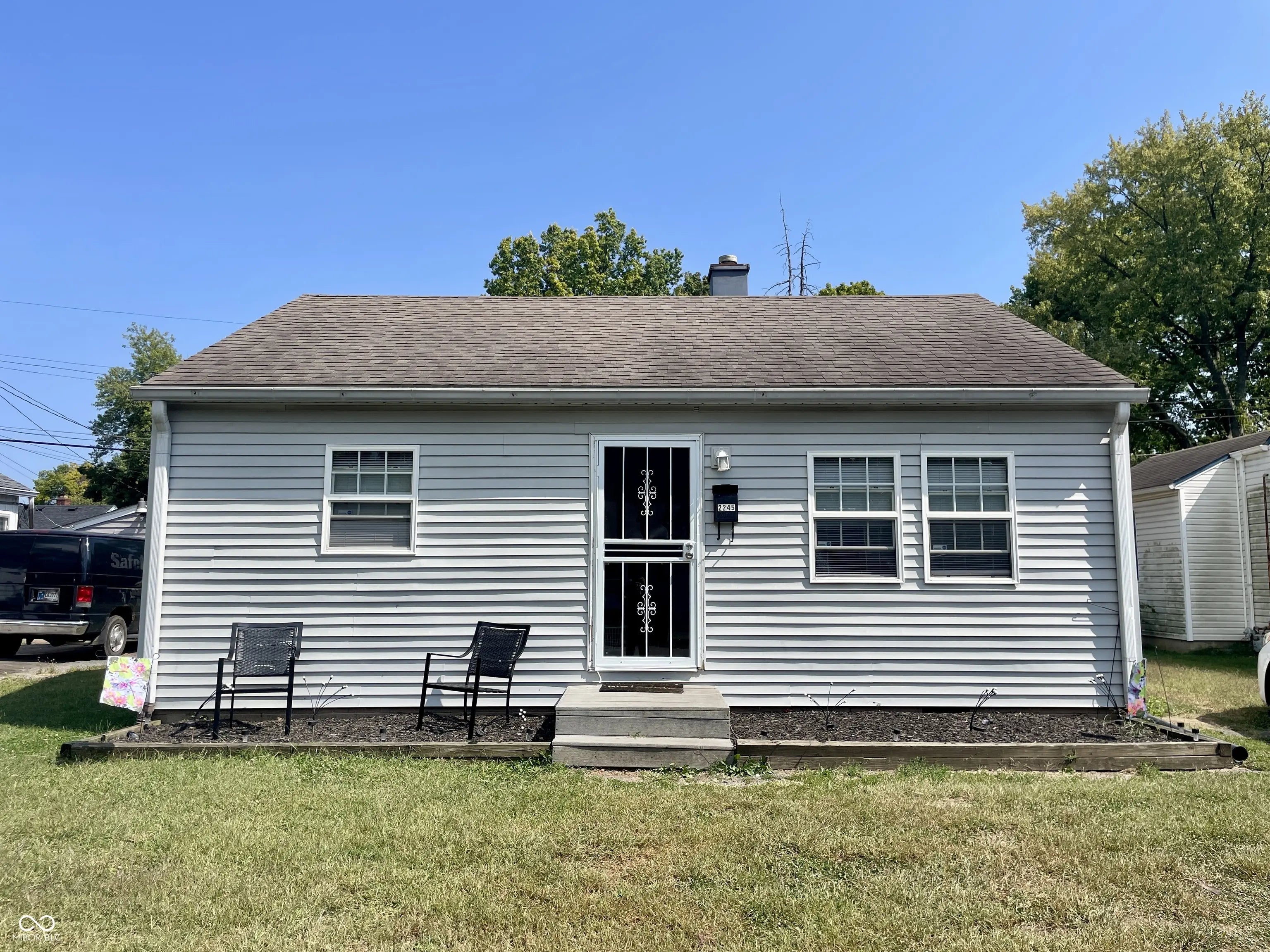 2245 N Goodlet Avenue, Indianapolis
