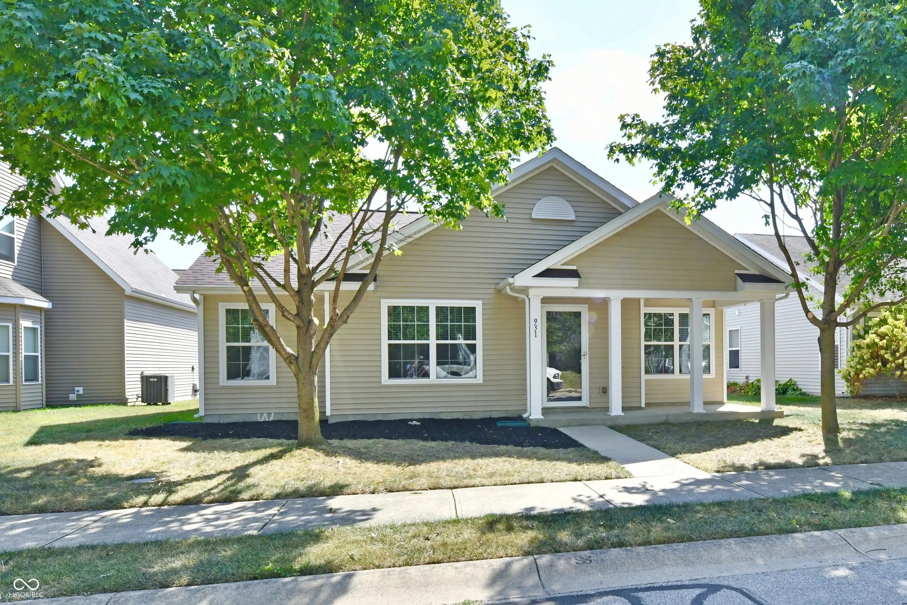 931 Maidstone Avenue, Westfield