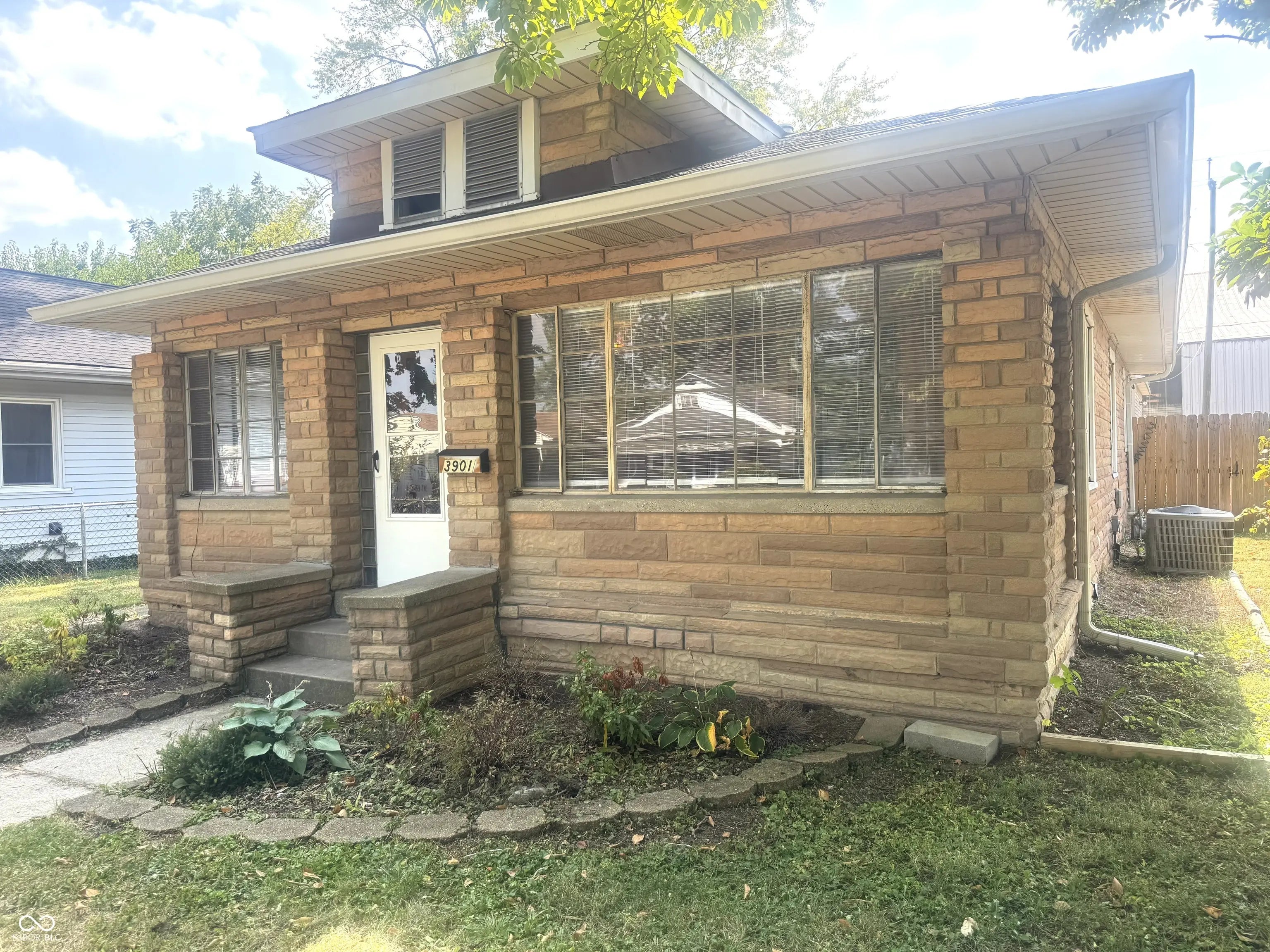 3901 Hoyt Avenue, Indianapolis