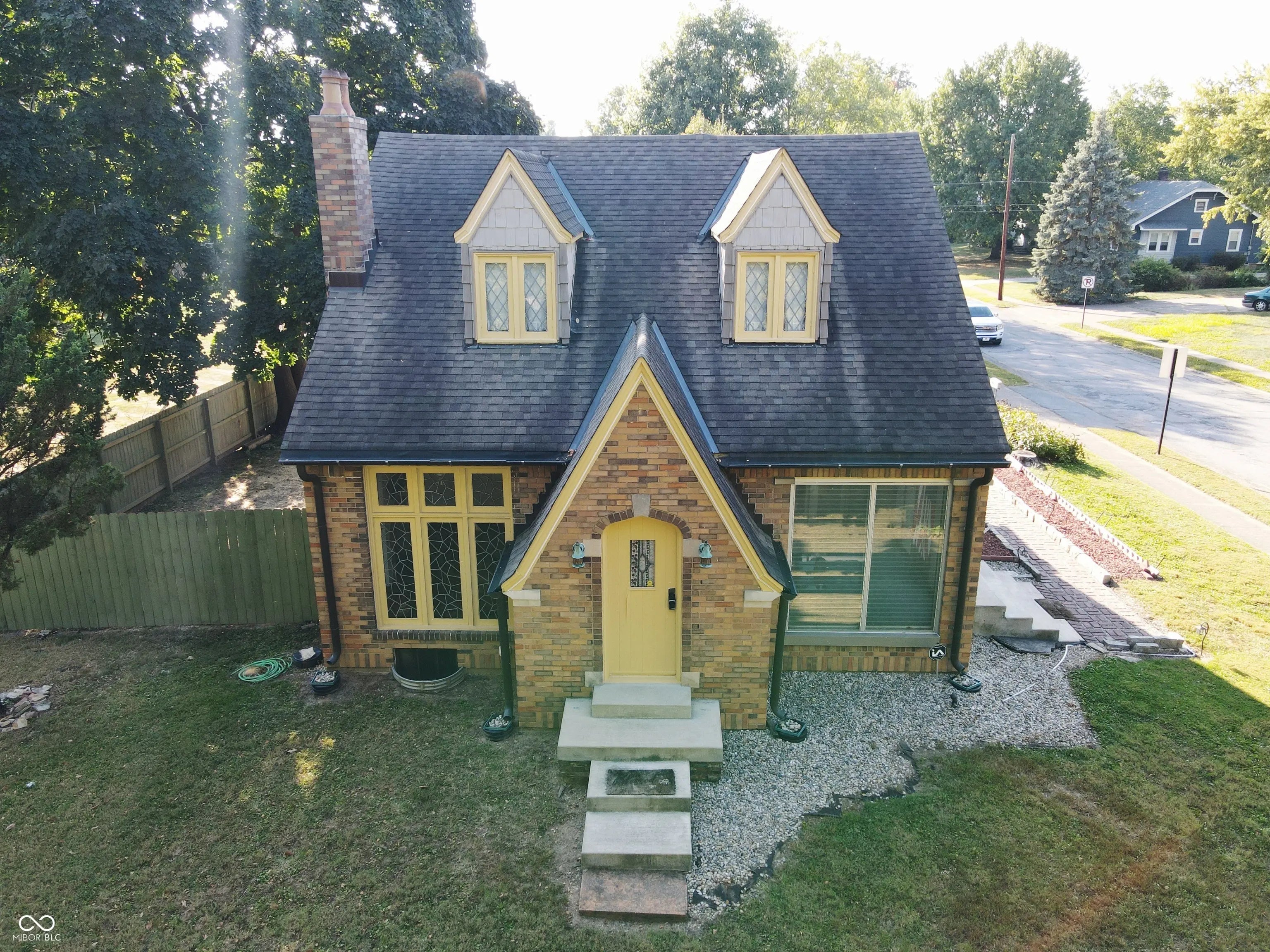 6602 Madison Avenue, Indianapolis
