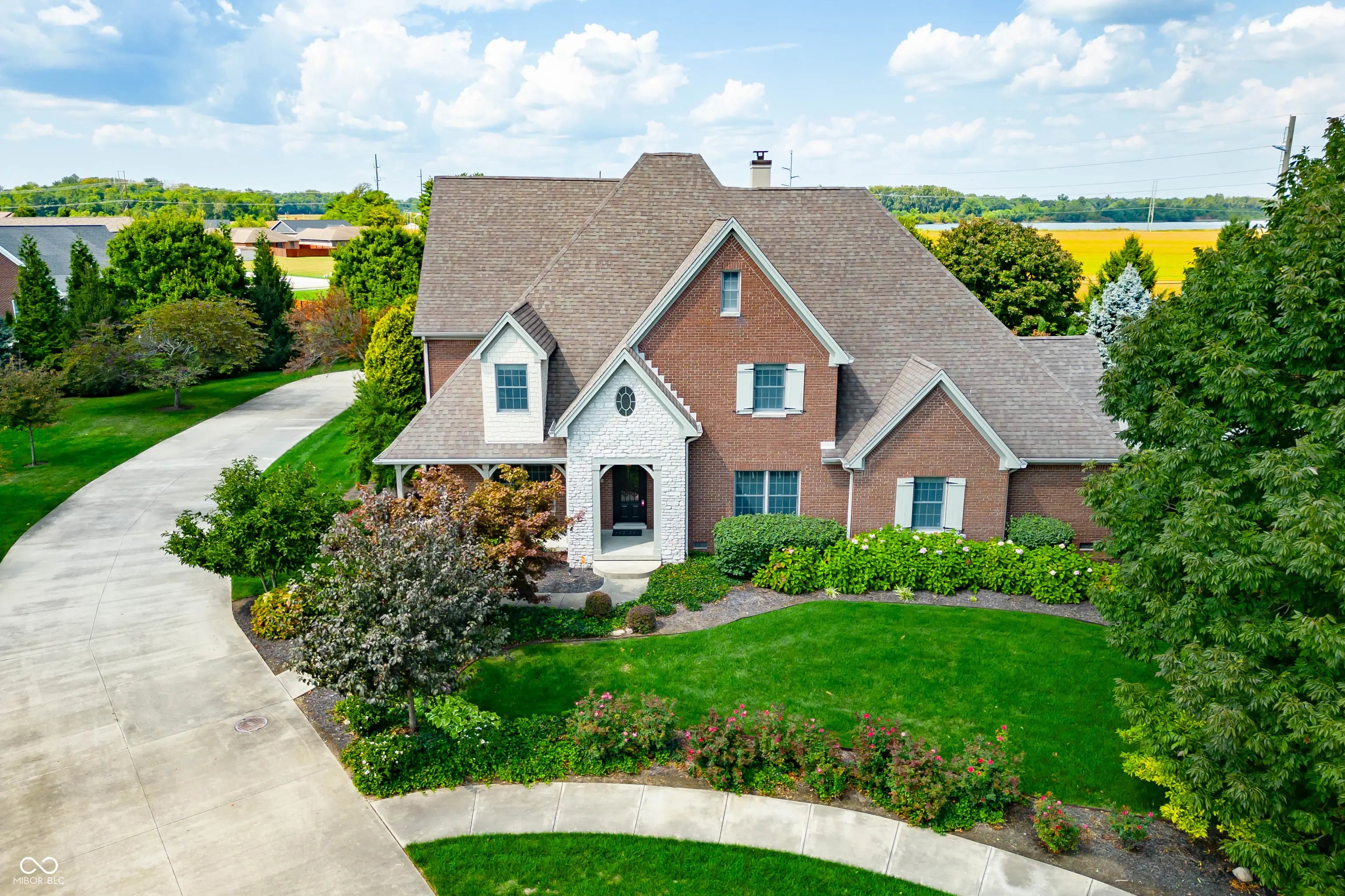 Photo of 1675 Devonshire Drive Seymour, IN 47274