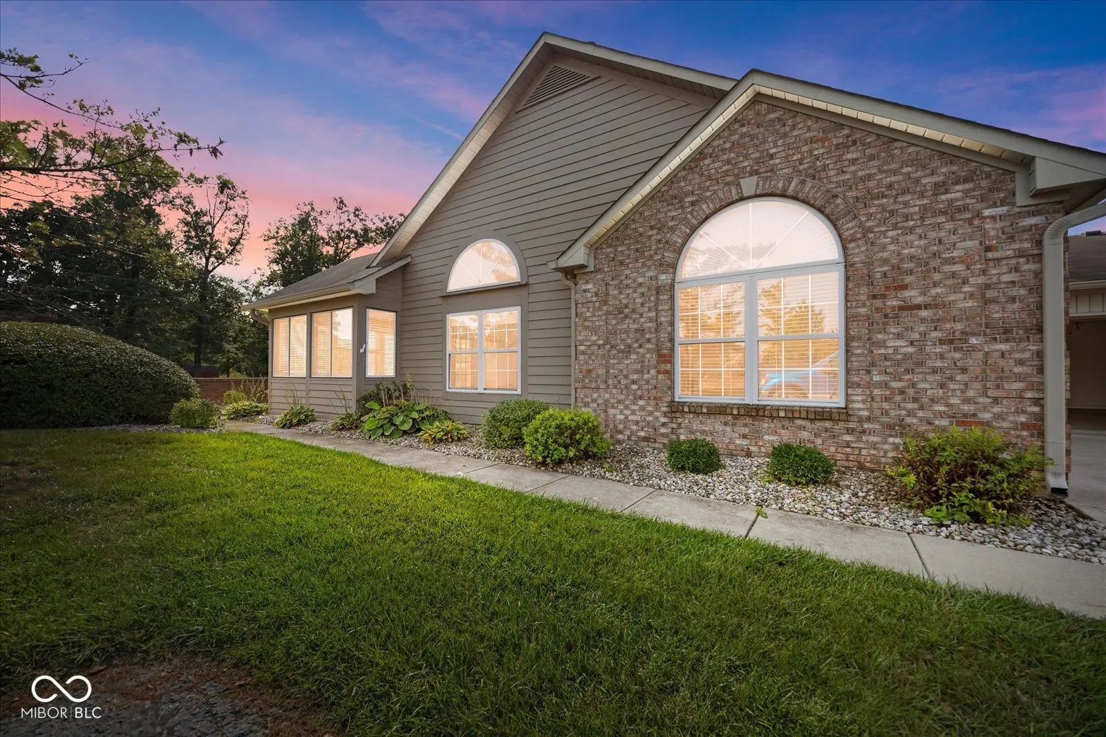 2392 Steeple Chase, Shelbyville