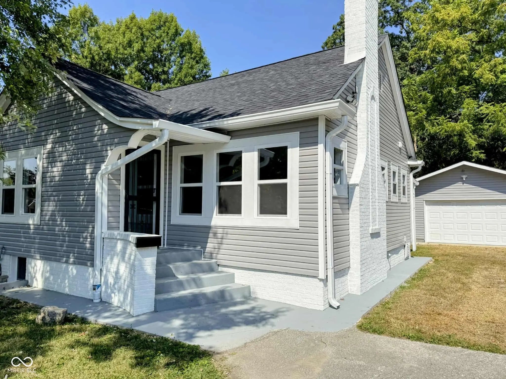 4320 E 34th Street, Indianapolis