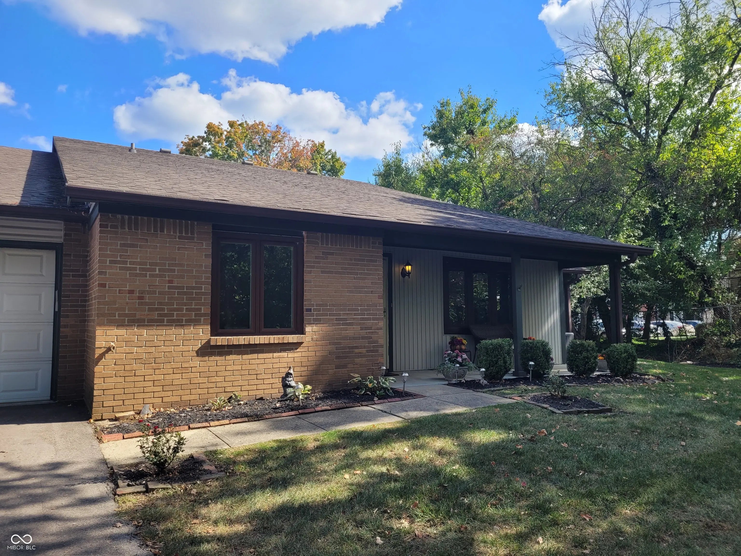 2581 N Willow Way, Indianapolis