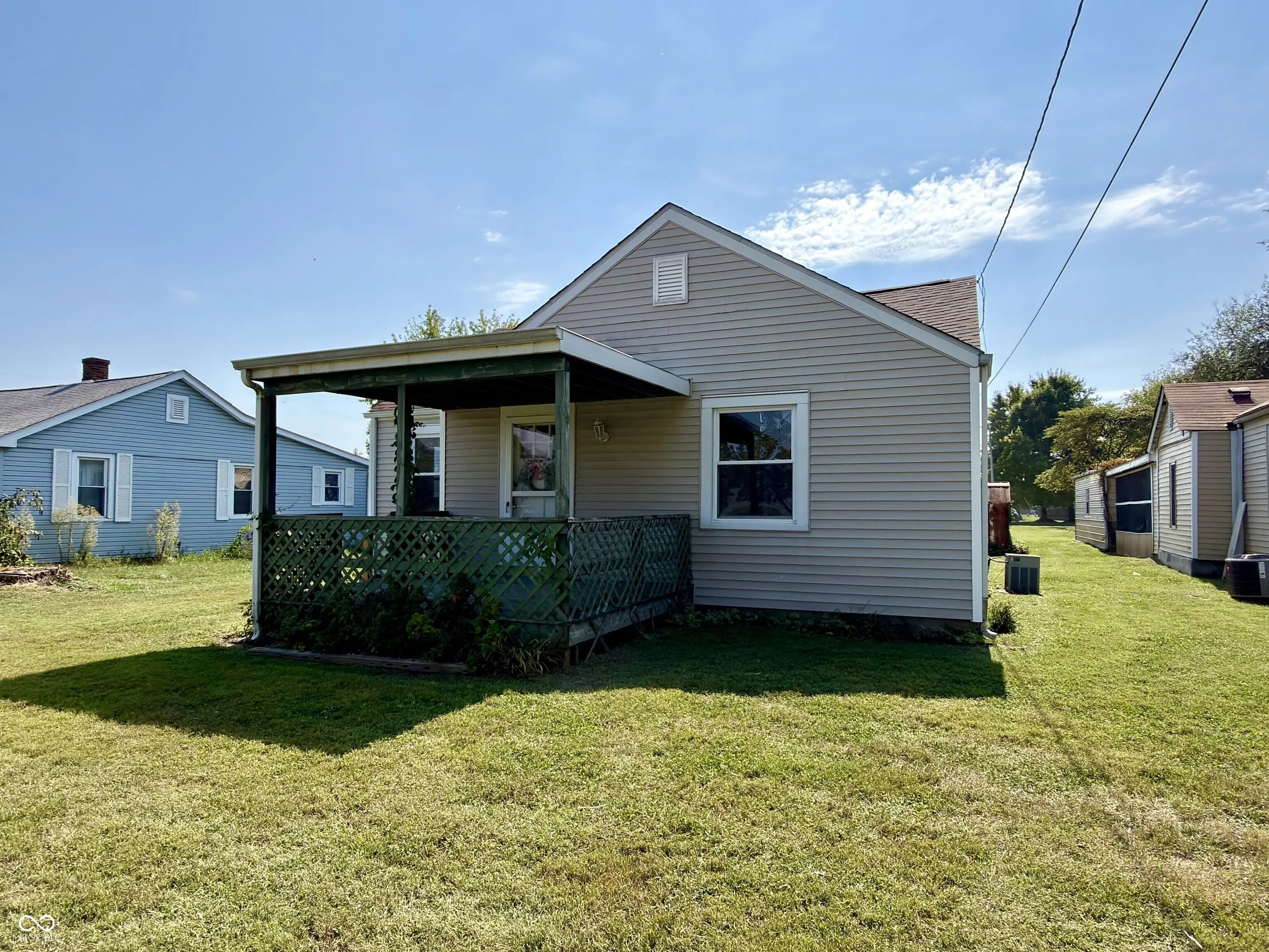 2921 10th Street, Columbus