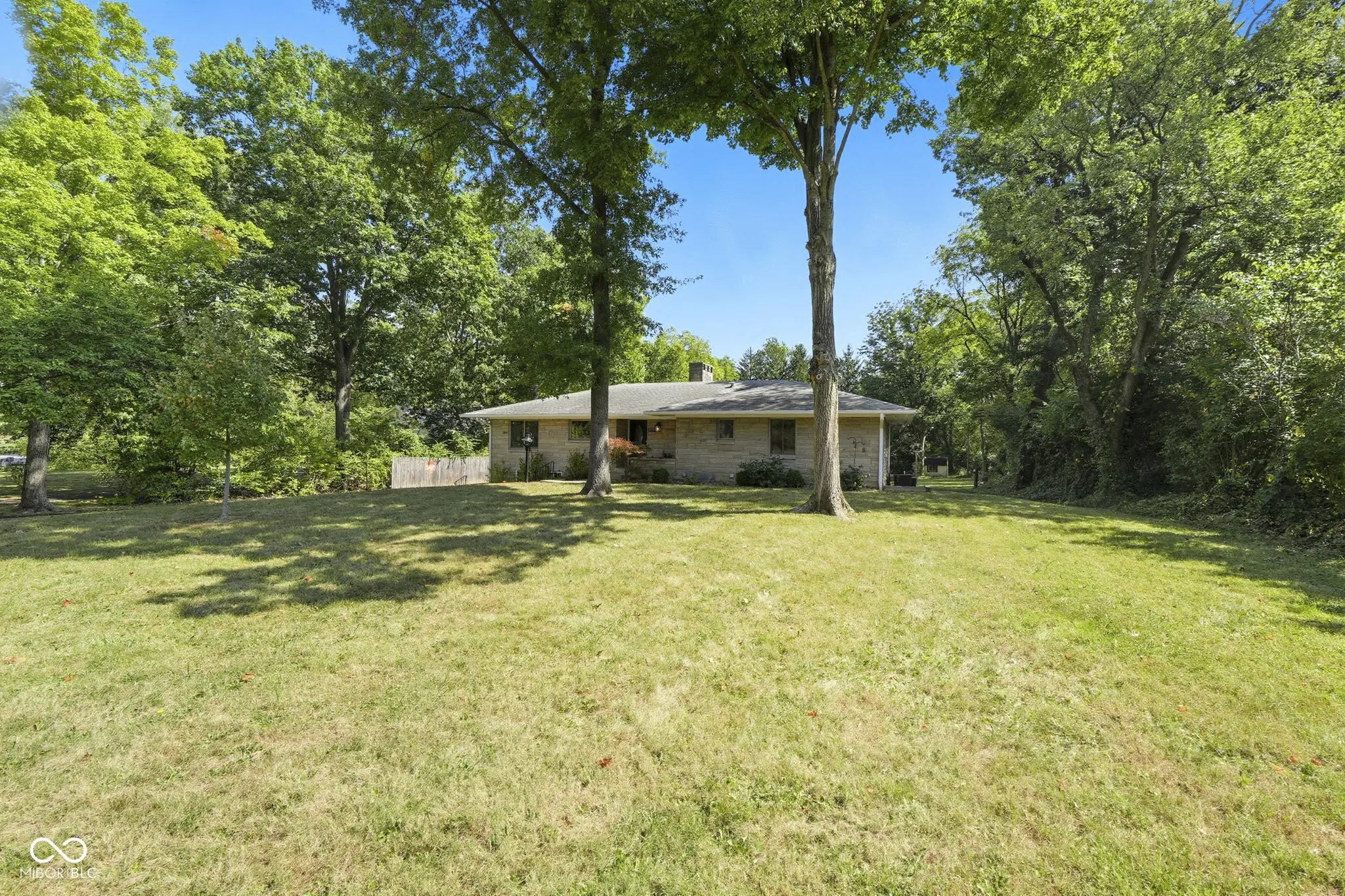 8775 Westfield Boulevard, Indianapolis
