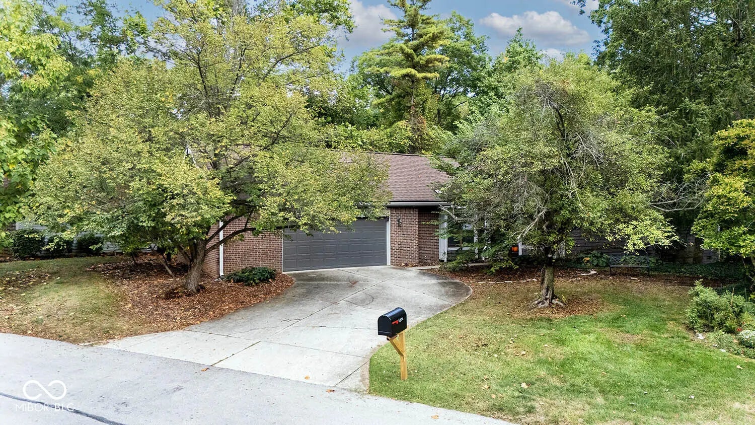 5274 Windridge Drive, Indianapolis