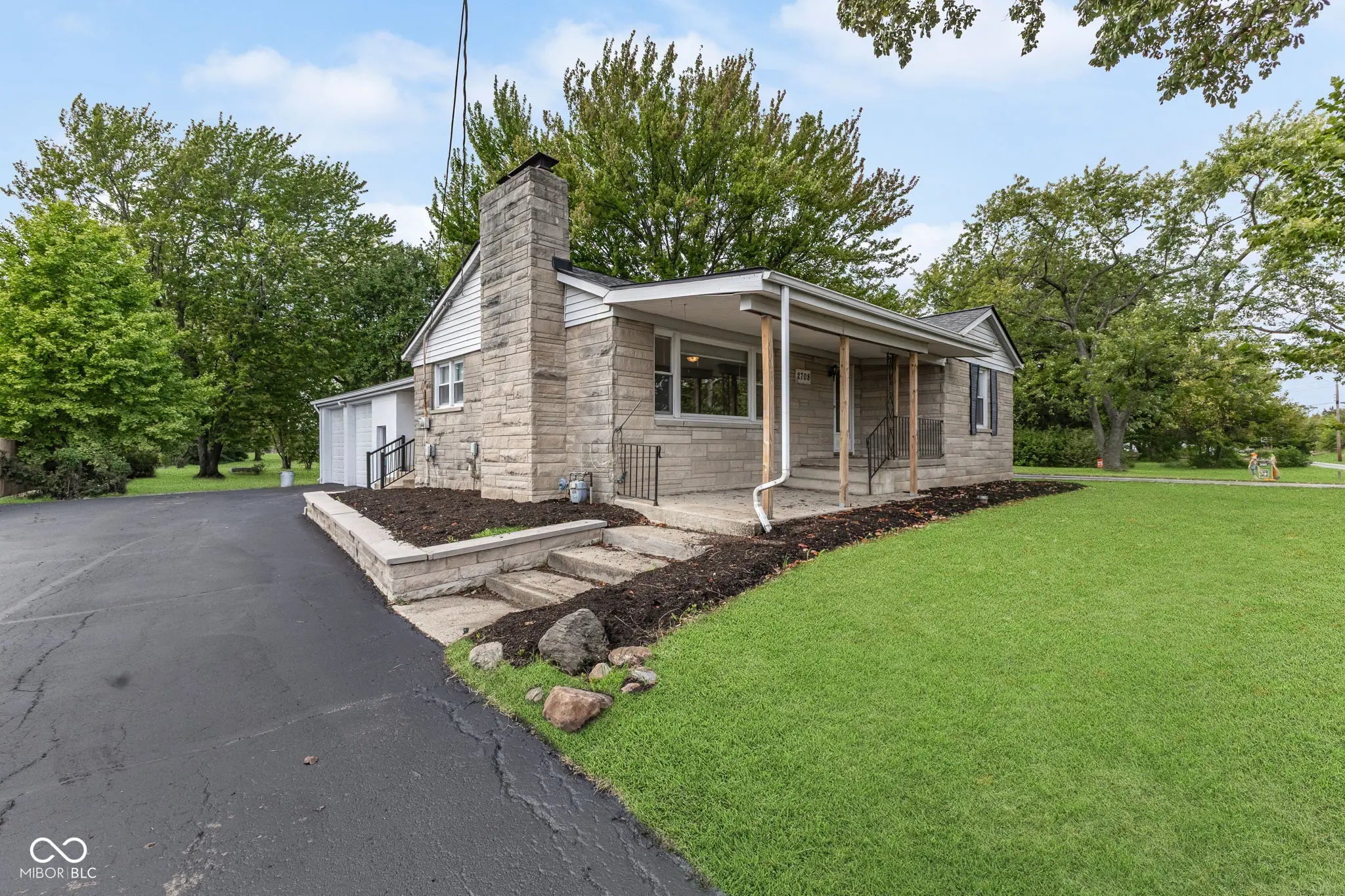 2708 S Hunter Road, Indianapolis