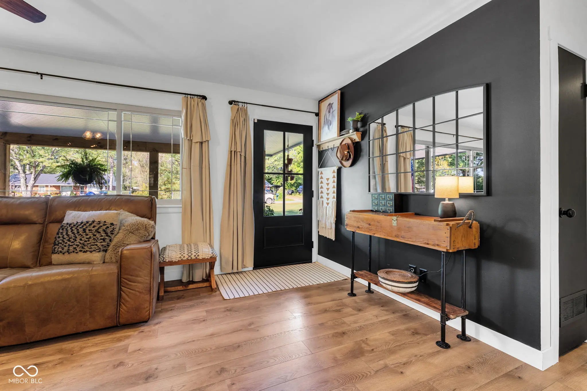 8103 N Maple Drive, Mooresville