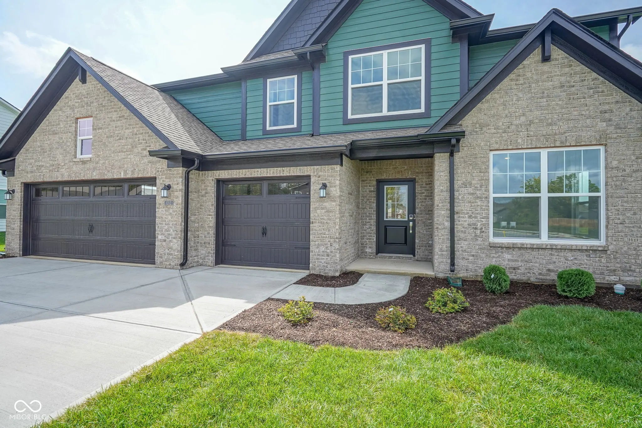 1212 Thornwood Dr, Greenwood