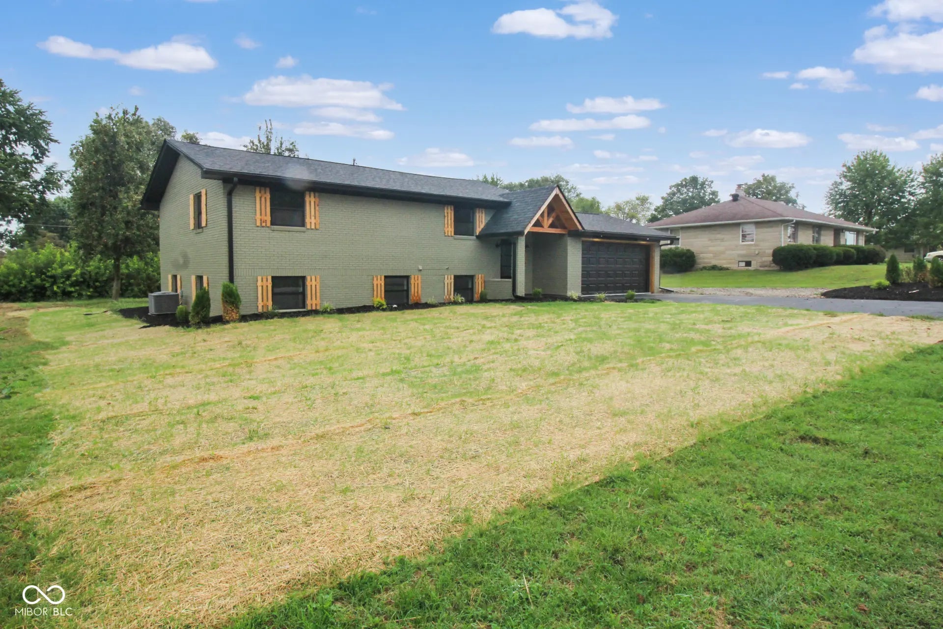8150 E Hoover Drive, Seymour