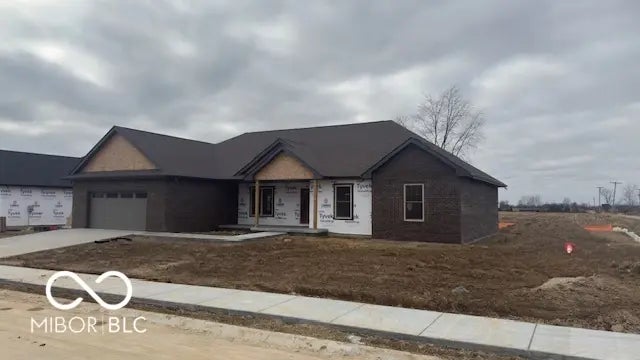 3896 Autumn Way, Seymour