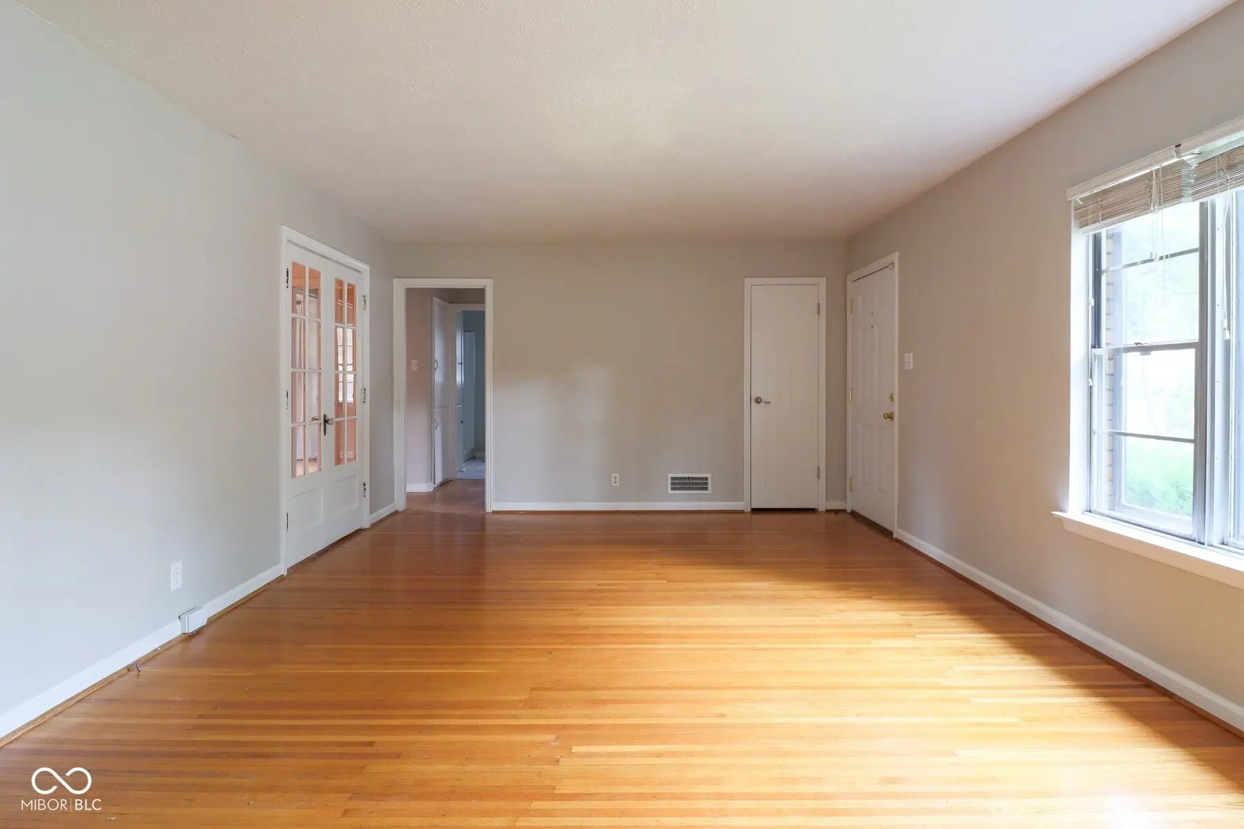 5608 Indianola Avenue, Indianapolis