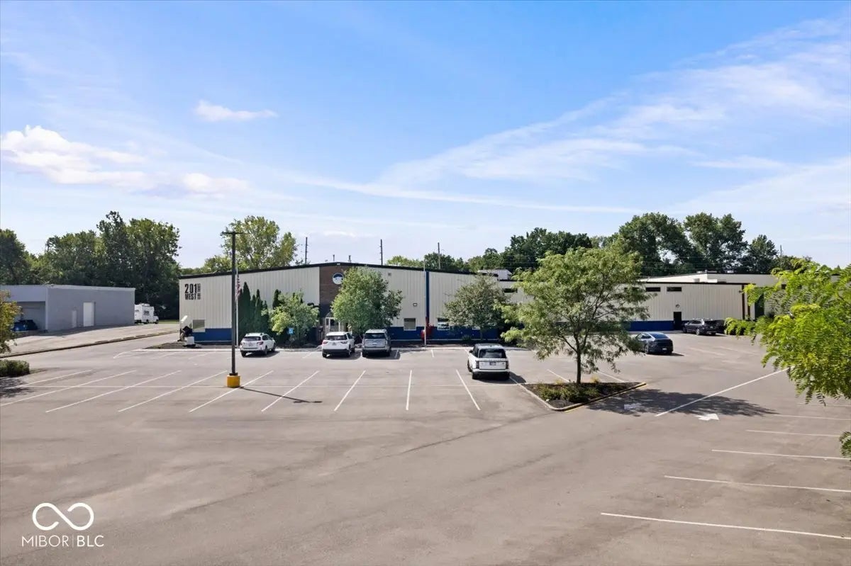 Photo of 201 W Carmel Drive Space 2 Carmel, IN 46032