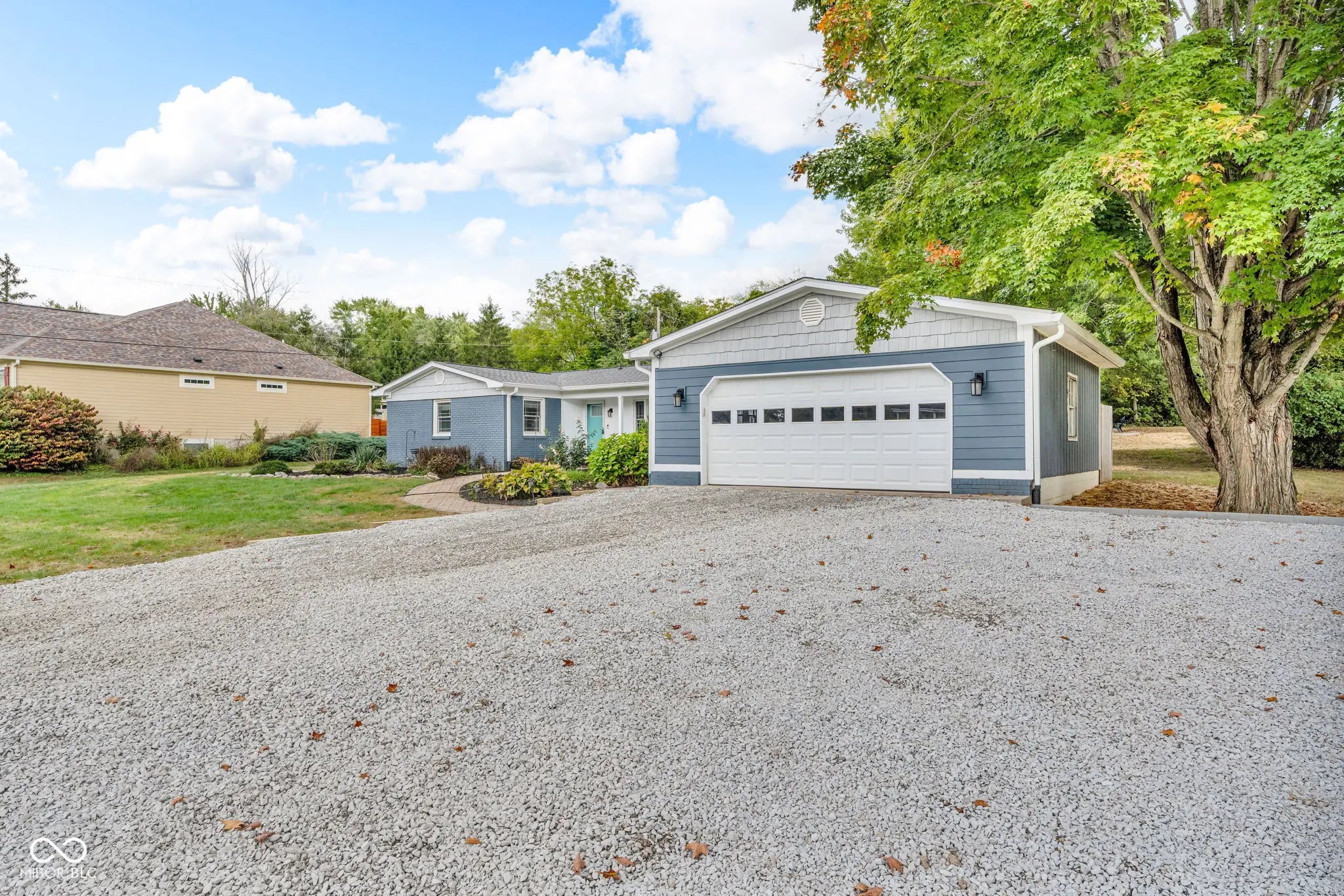 6825 S Ford Road, Zionsville