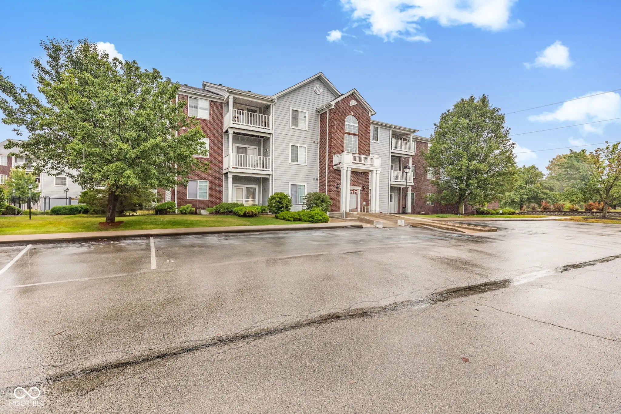 6230 Amberley Drive # U104, Indianapolis