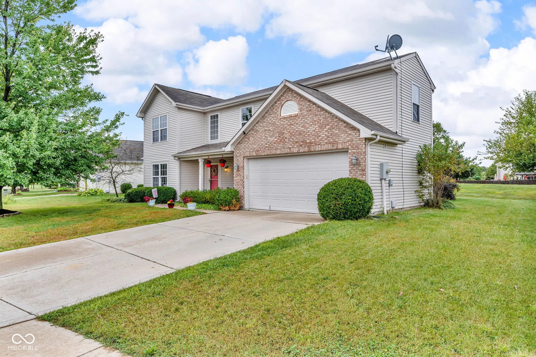 Photo of 2916 Lodgepole Drive Whiteland, IN 46184