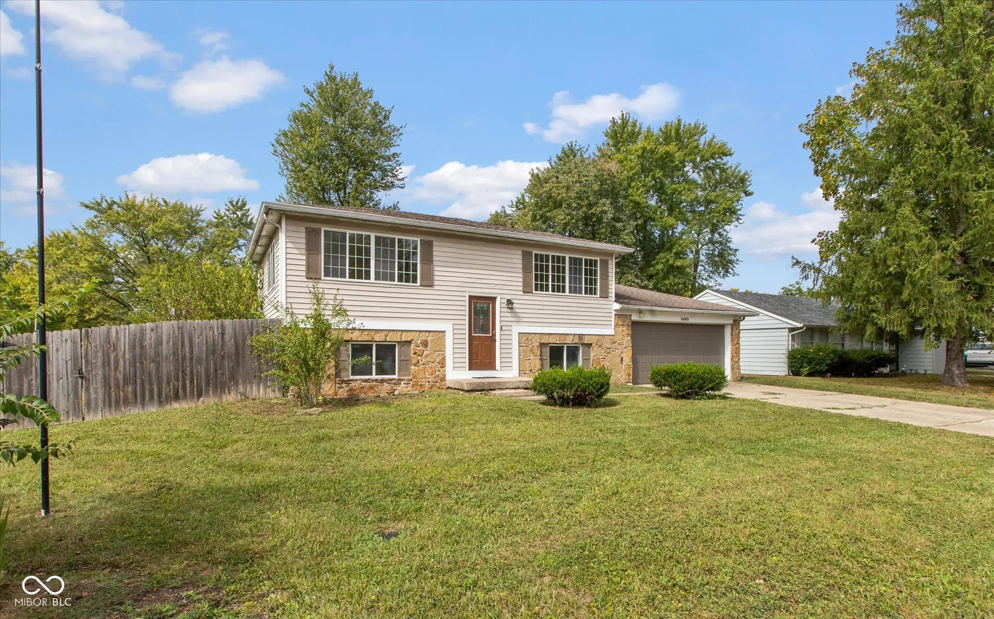 4448 Aristocrat Circle, Indianapolis