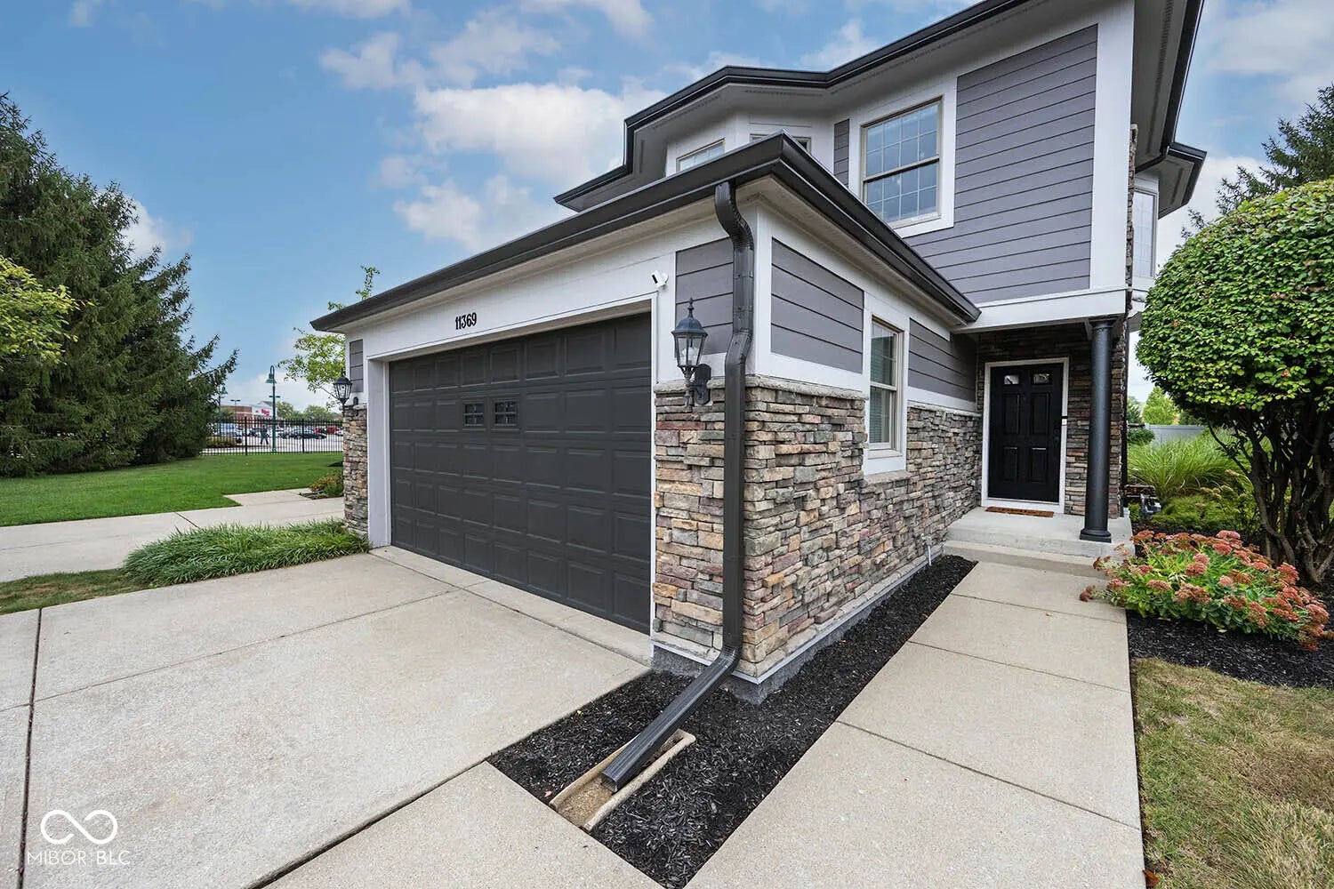 Photo of 11369 Easterly Boulevard Fishers, IN 46037