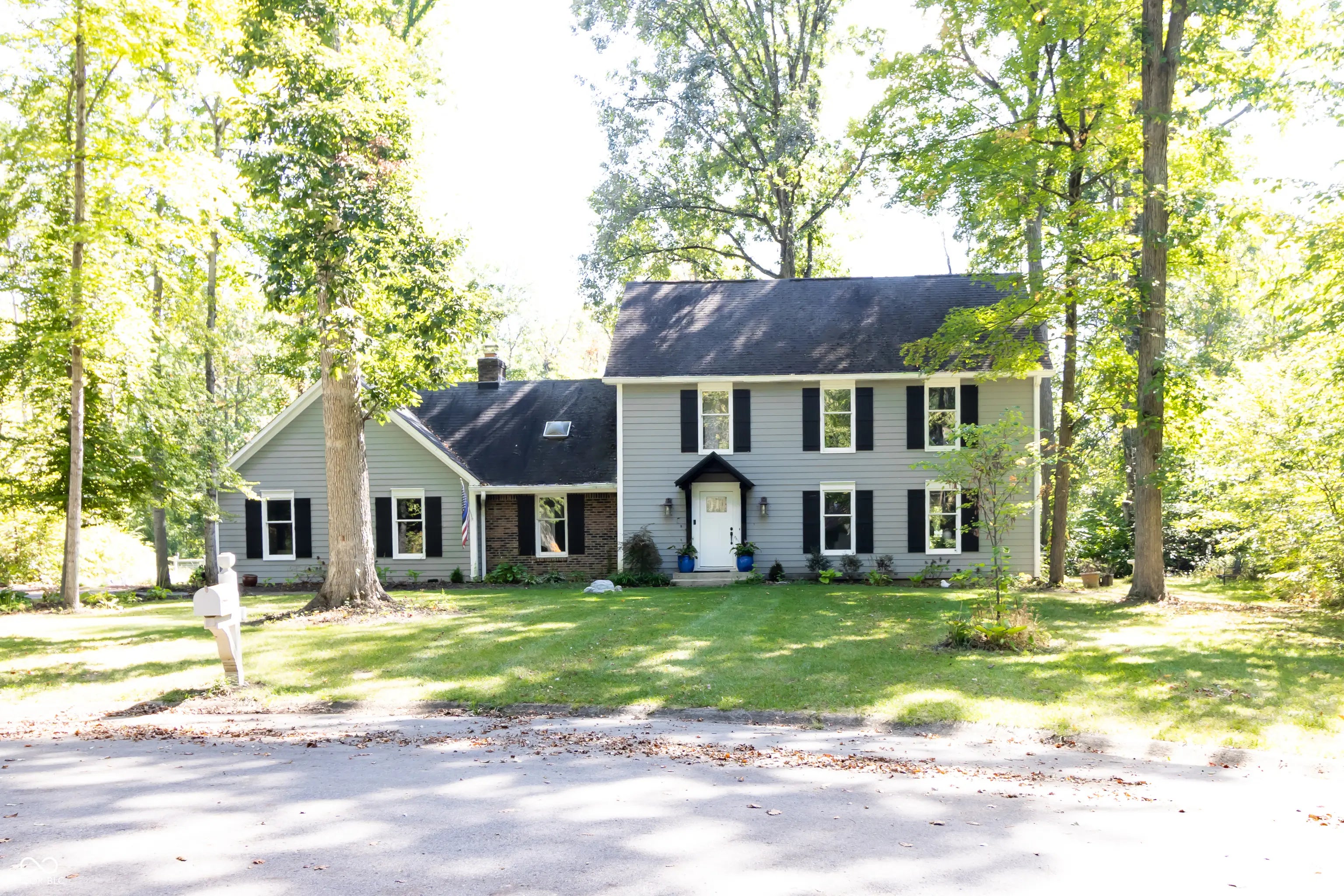 Photo of 1113 Foxglove Court Zionsville, IN 46077