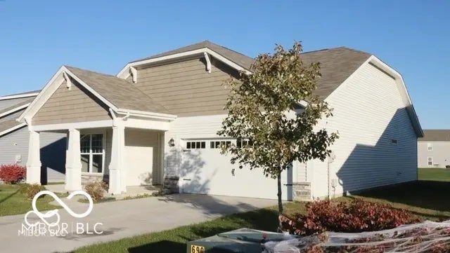 8105 Milender Boulevard, Indianapolis