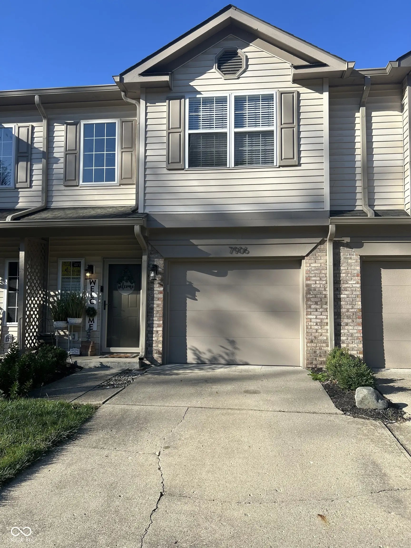 7906 Windham Lake Way 11, Indianapolis