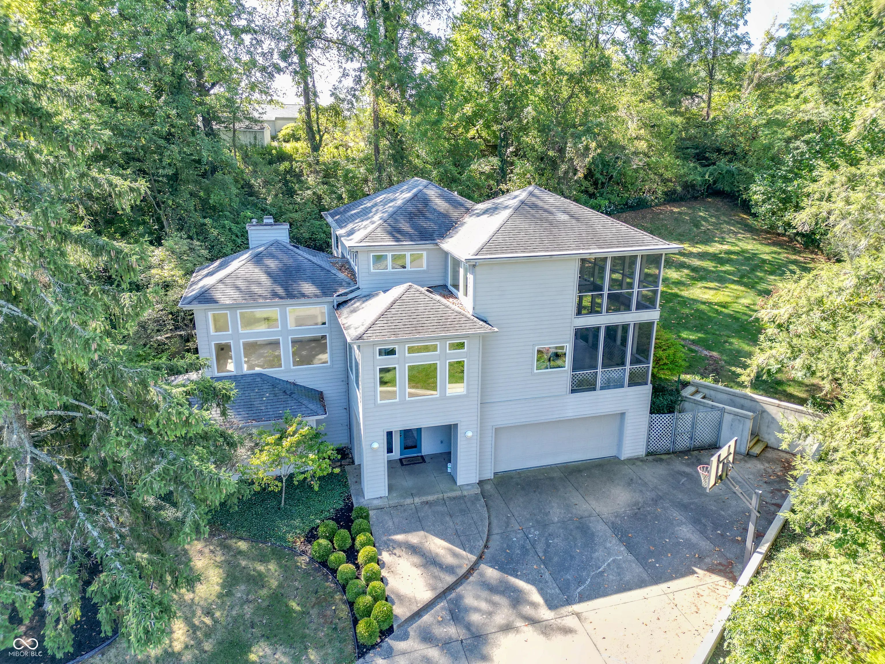 9622 W Shore Drive, Columbus