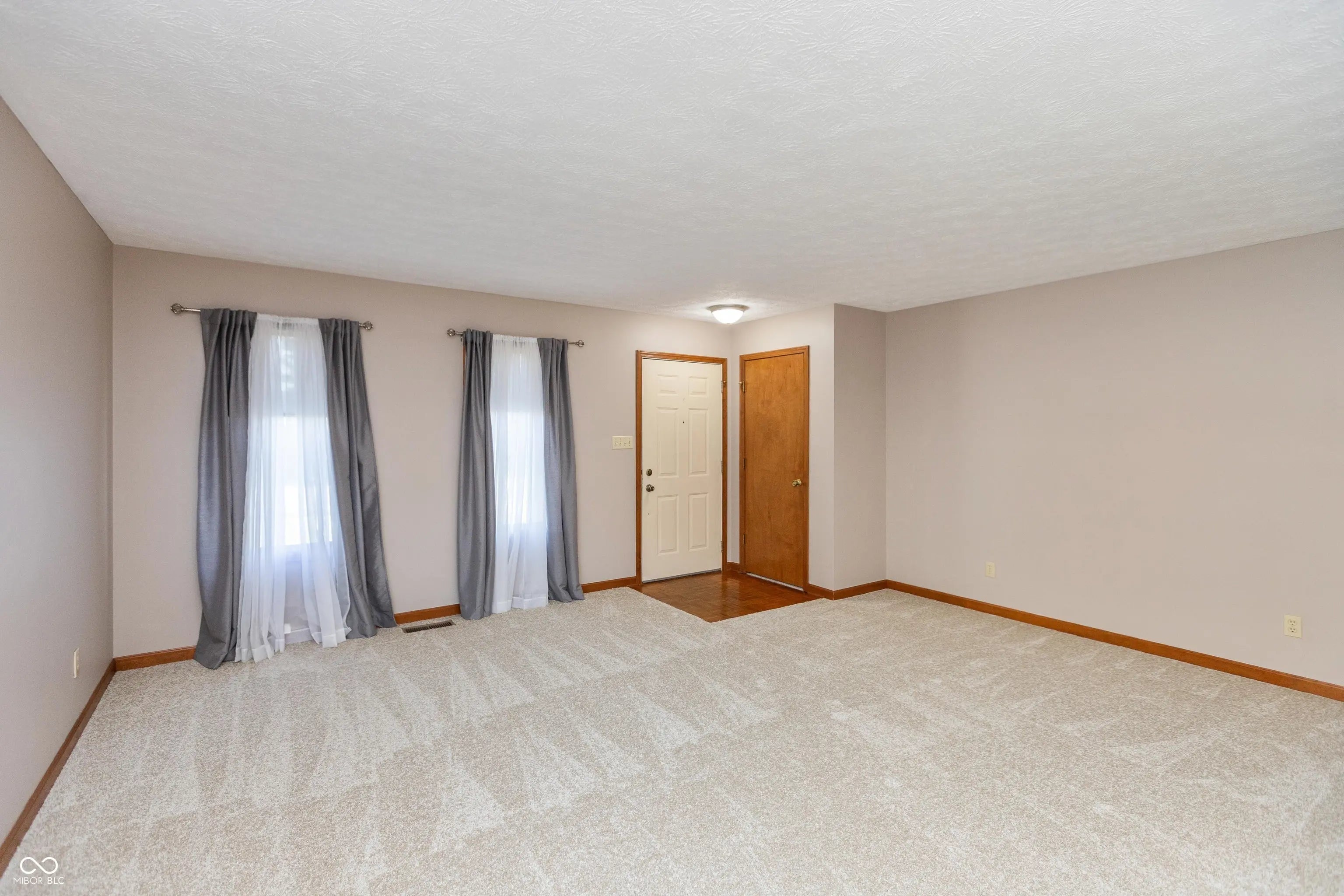315 E College Avenue 20, Brownsburg