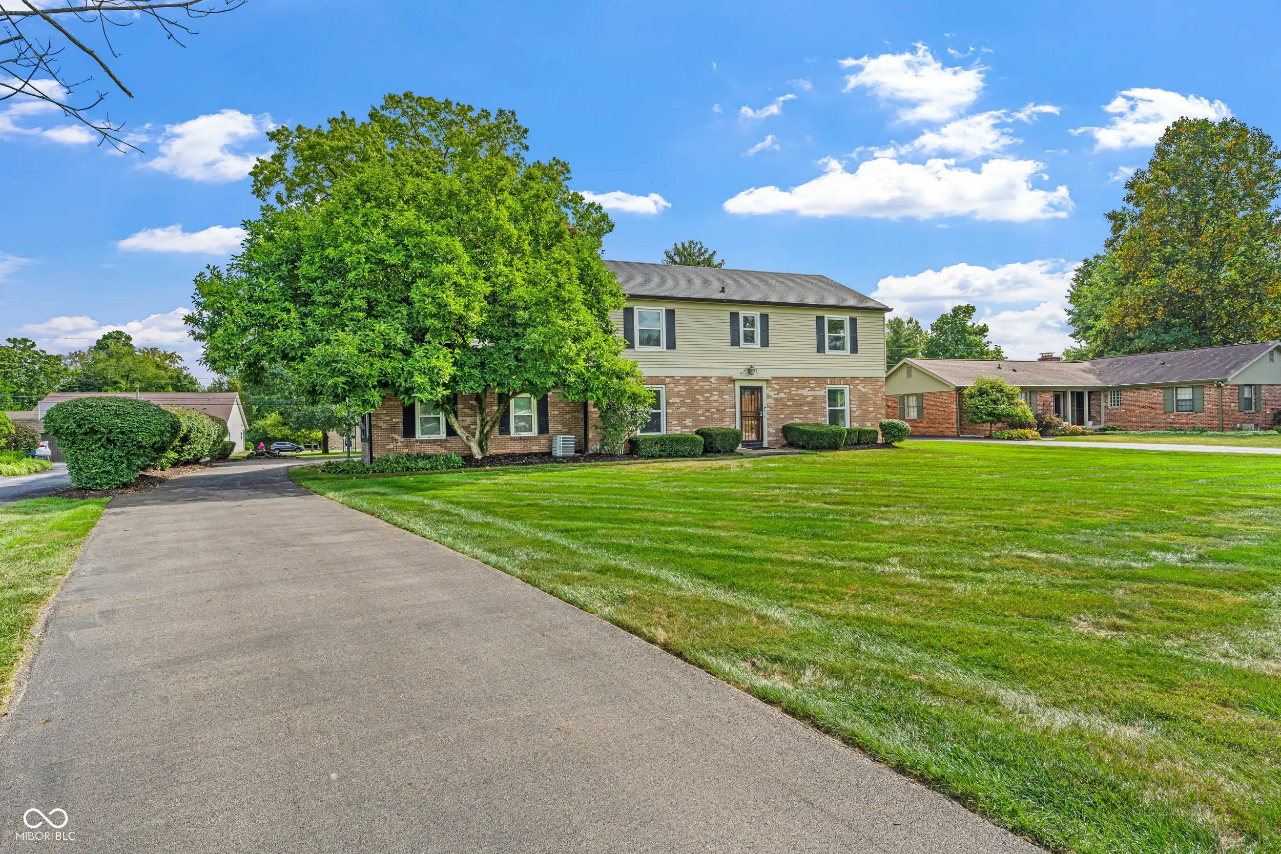 5433 Brendonridge Road, Indianapolis