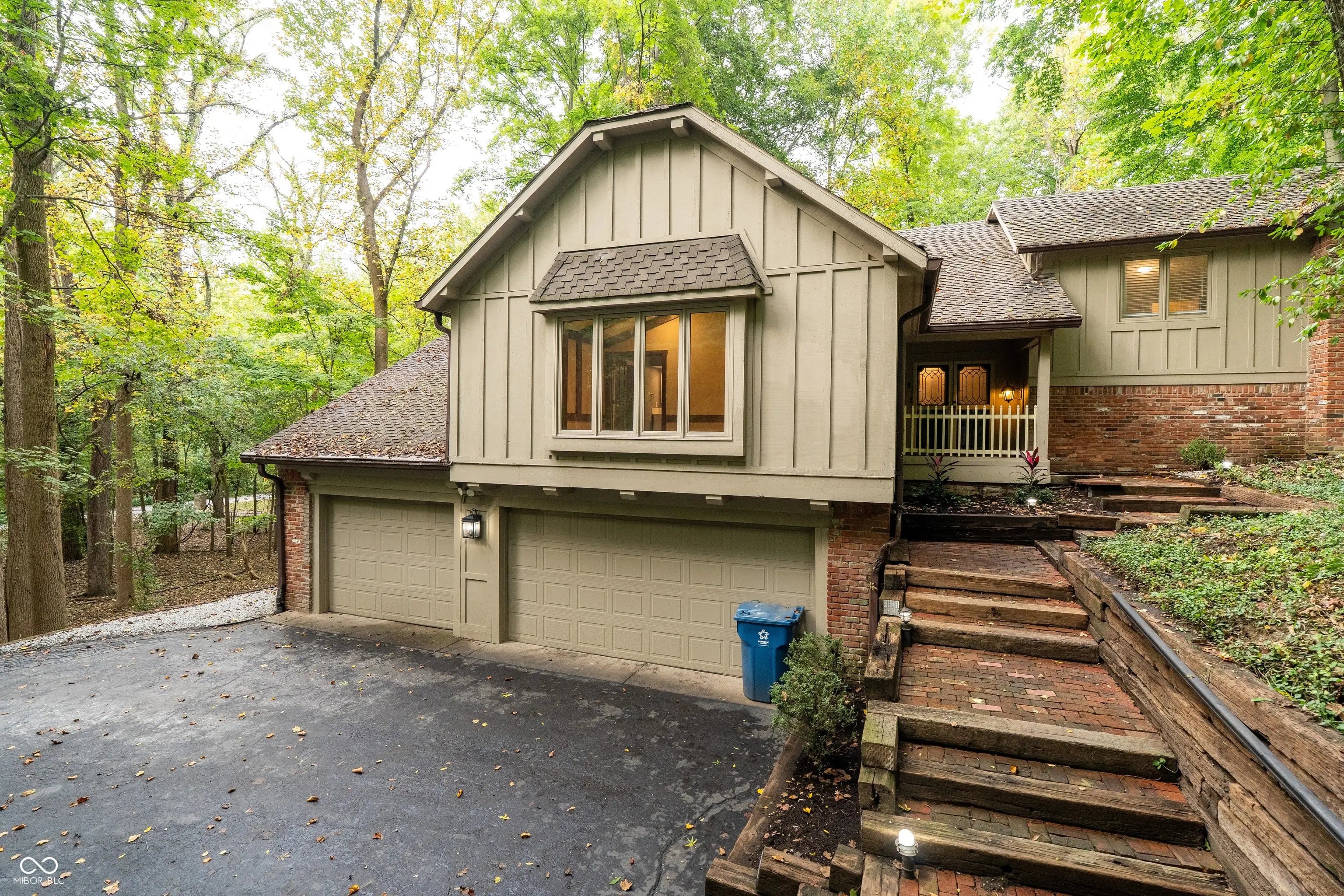 6235 Johnson Road, Indianapolis