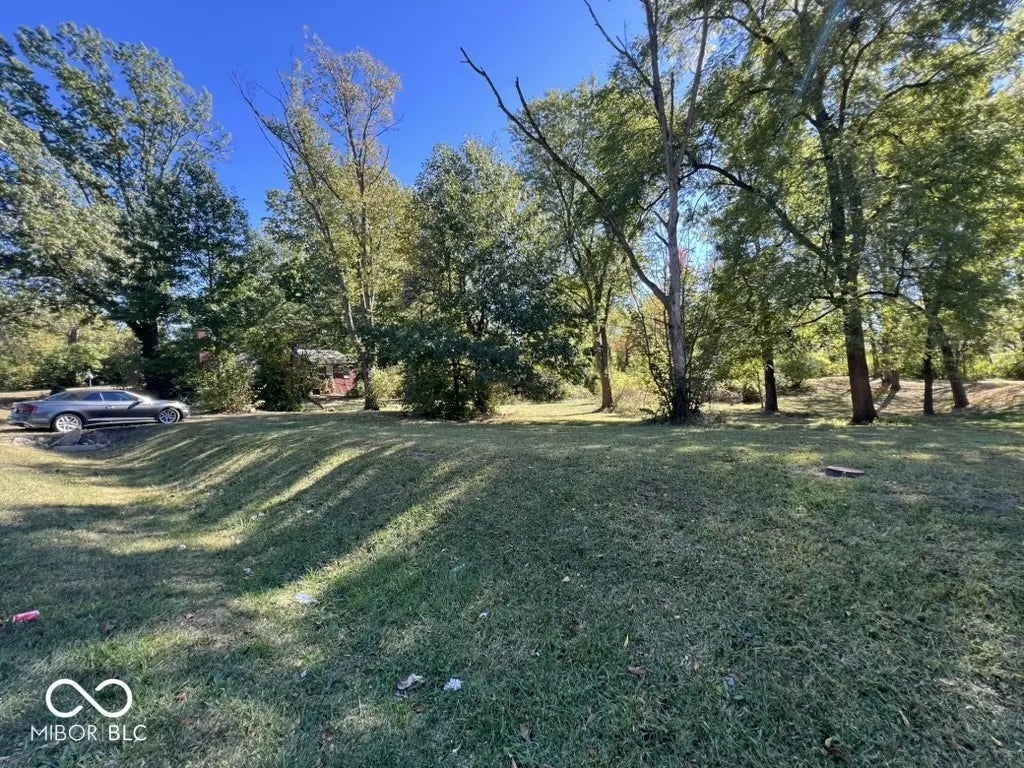 3139 W 79th Street MLS 22065151 Augusta Heights photo 2