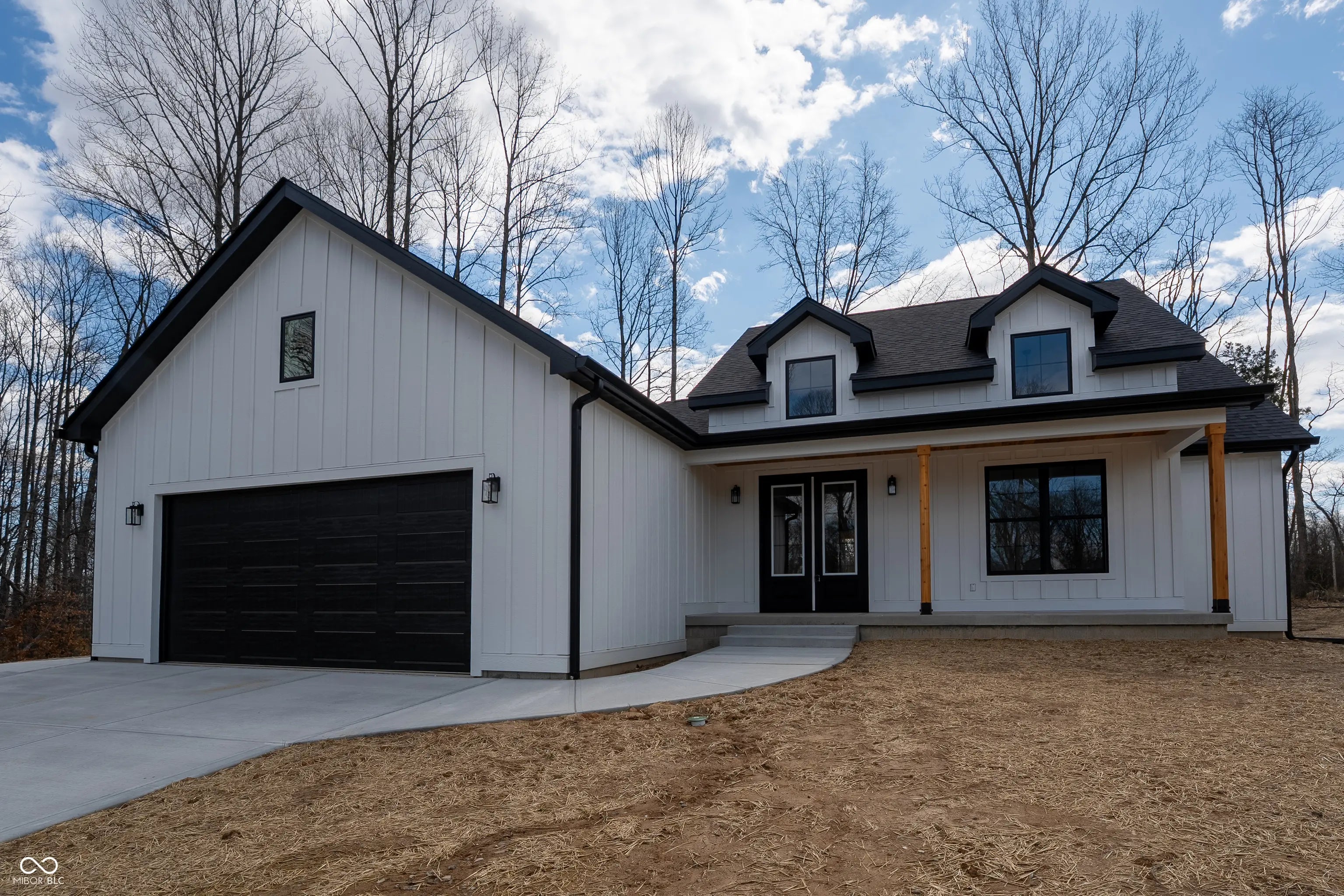 Photo of 5123 Oak Ridge Place Columbus, IN 47201