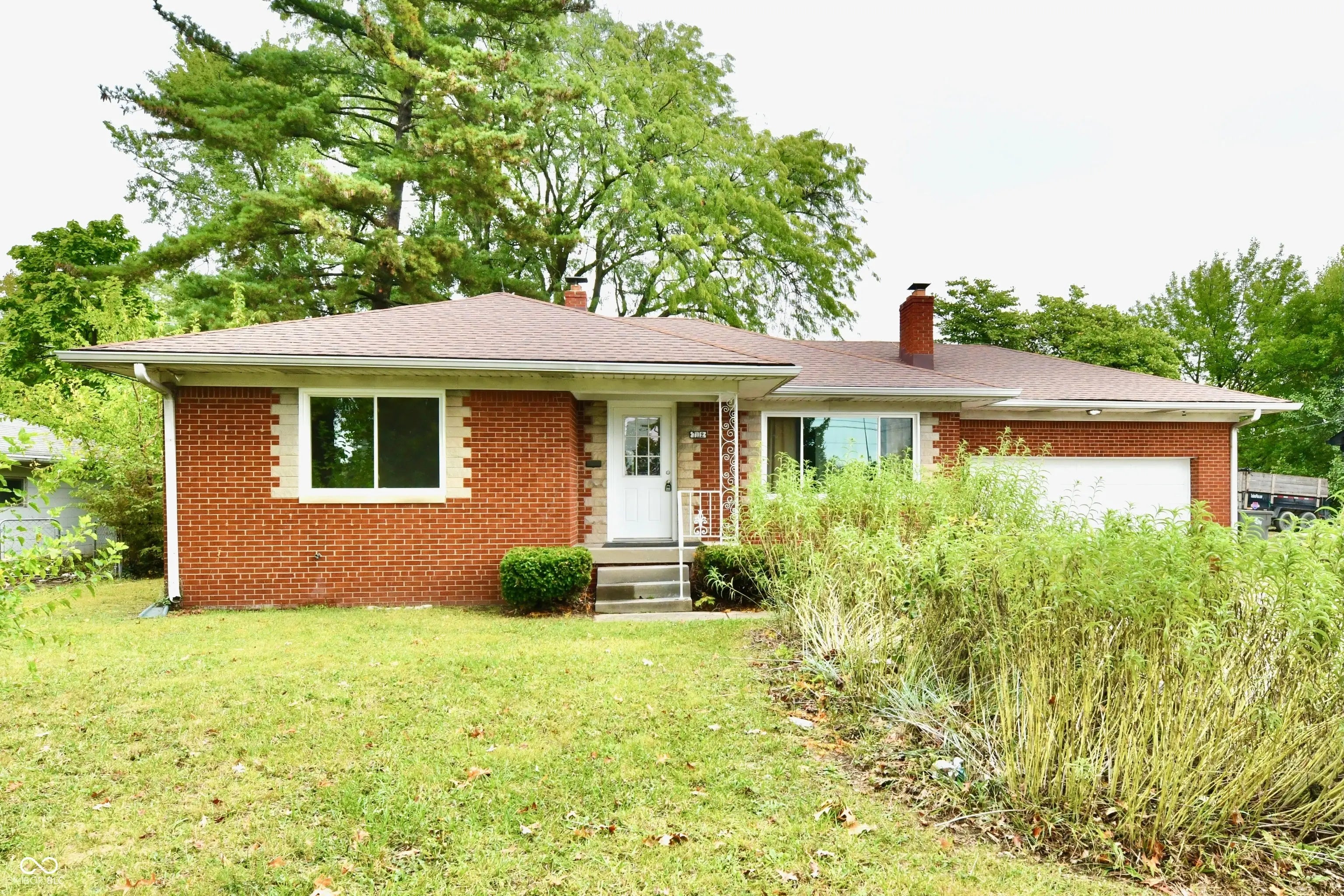 7112 E 10th Street, Indianapolis