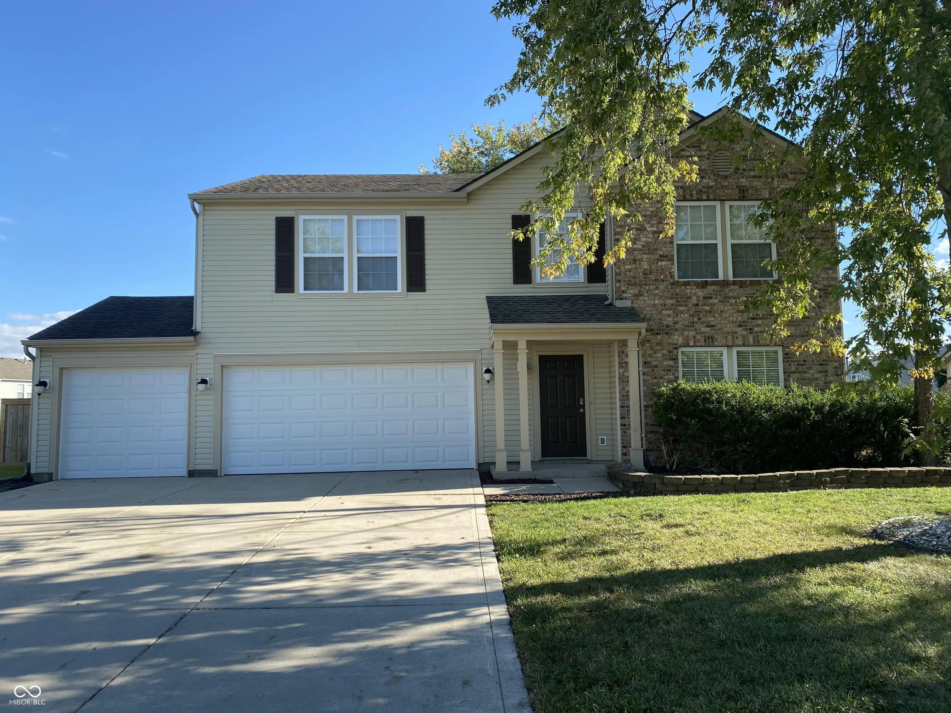 Photo of 10671 Pleasant View Lane Fishers, IN 46038
