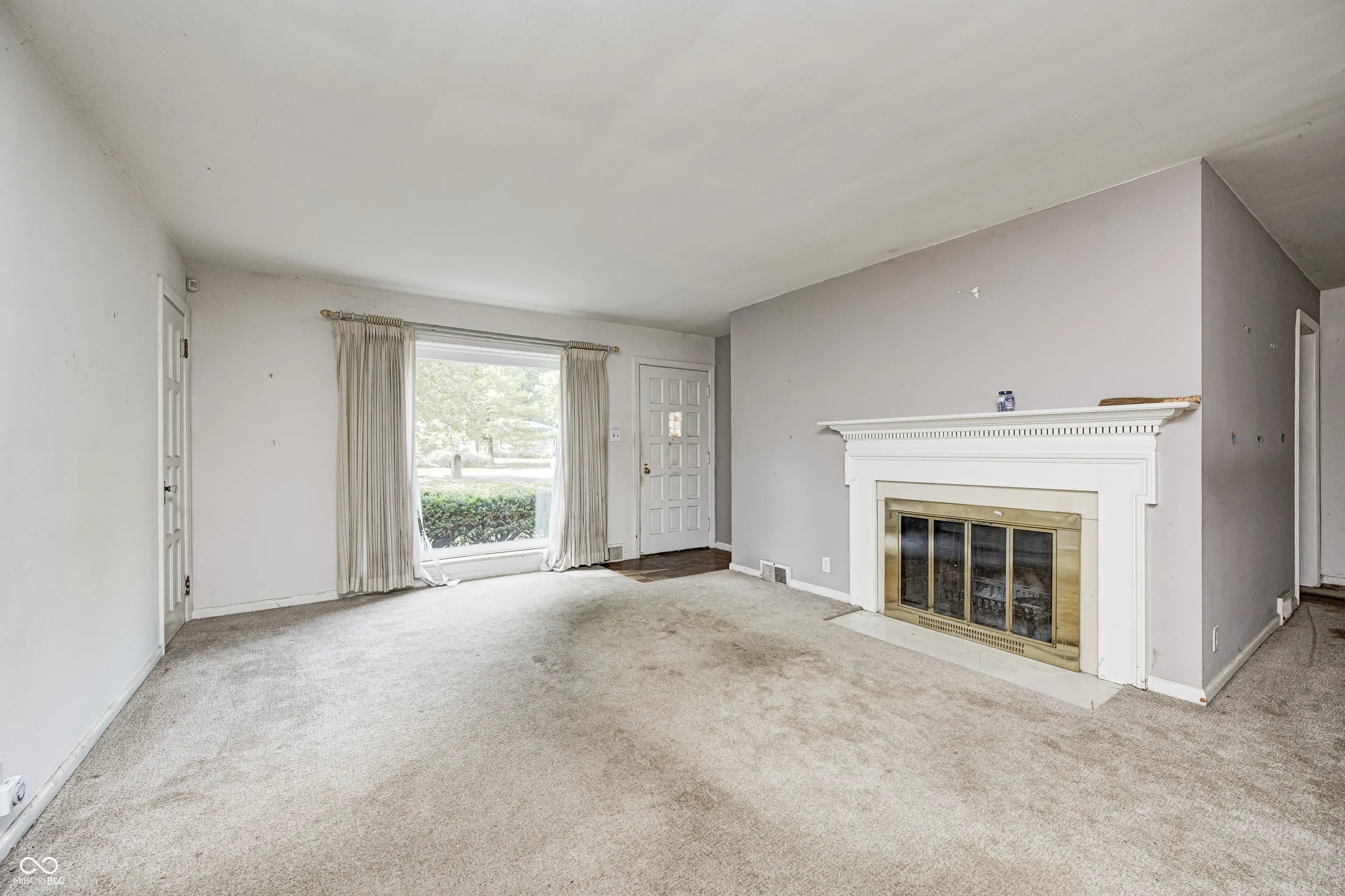 8405 Broadway Street, Indianapolis