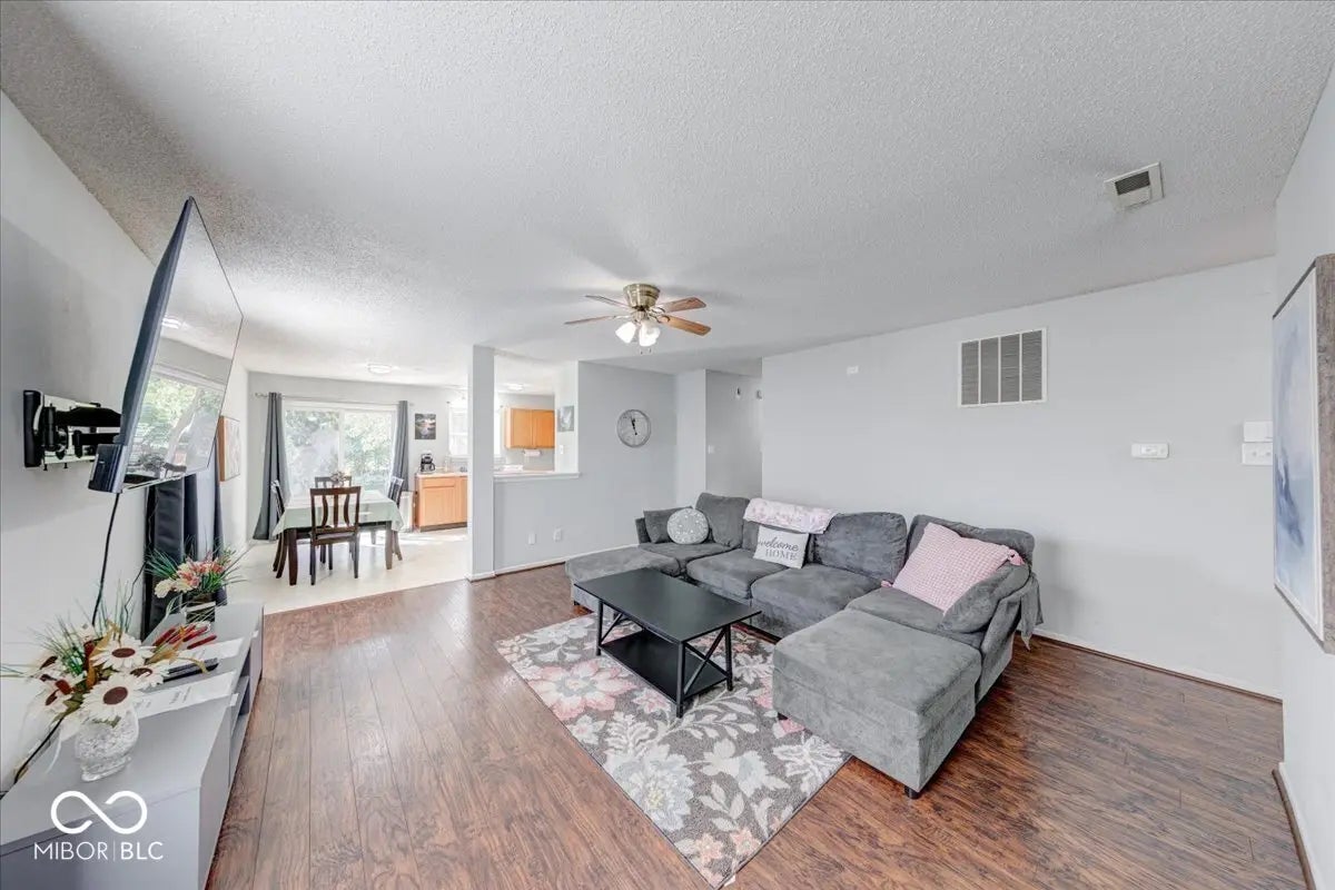 3017 Everbloom Way, Indianapolis