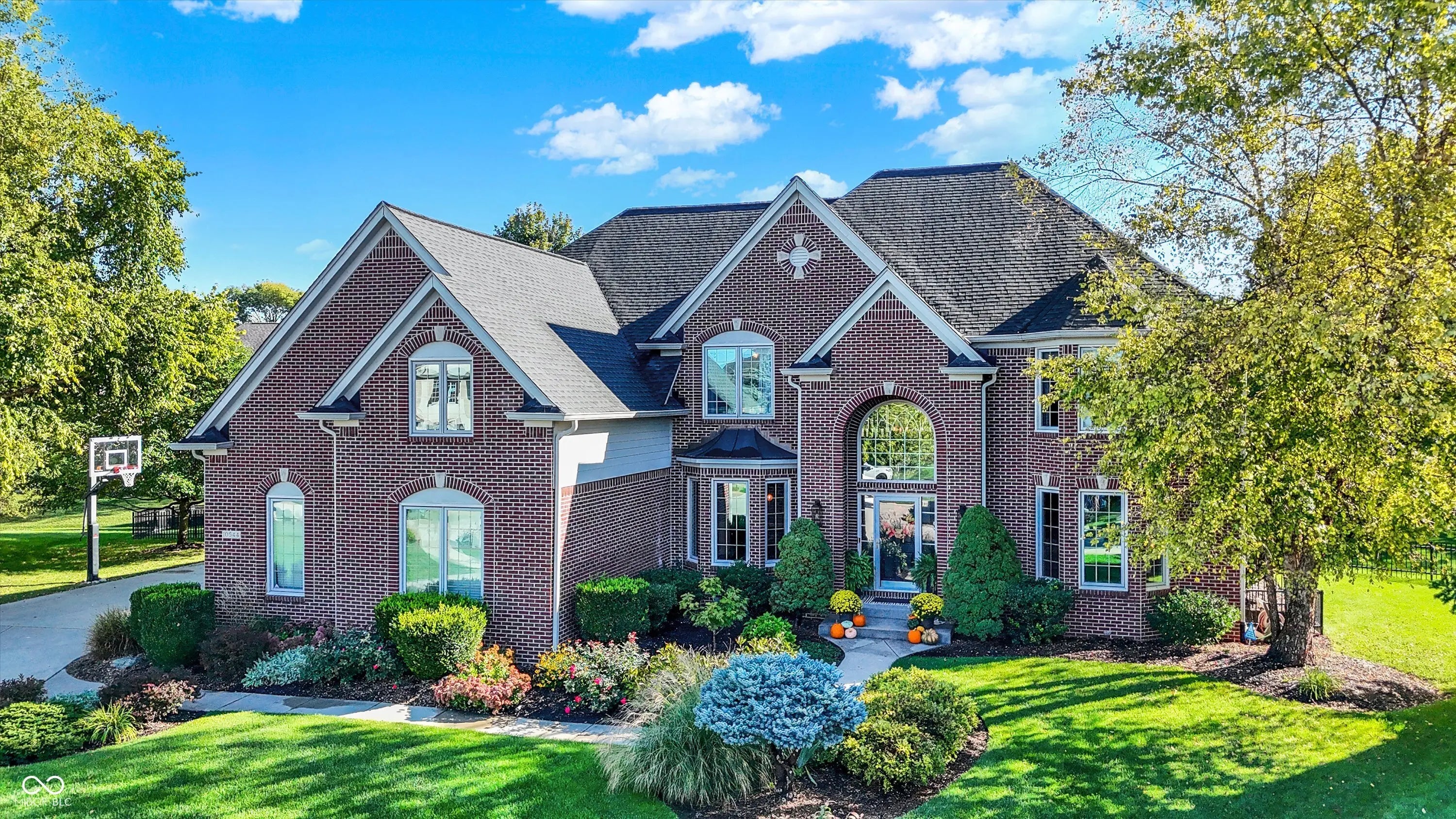 10544 Tavarez Court, Fishers