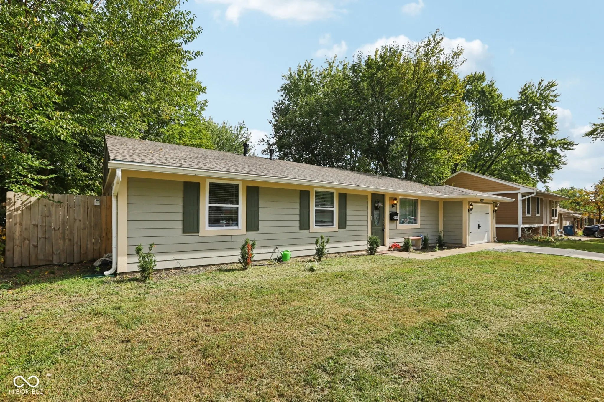 4107 Steinmetz Drive, Indianapolis