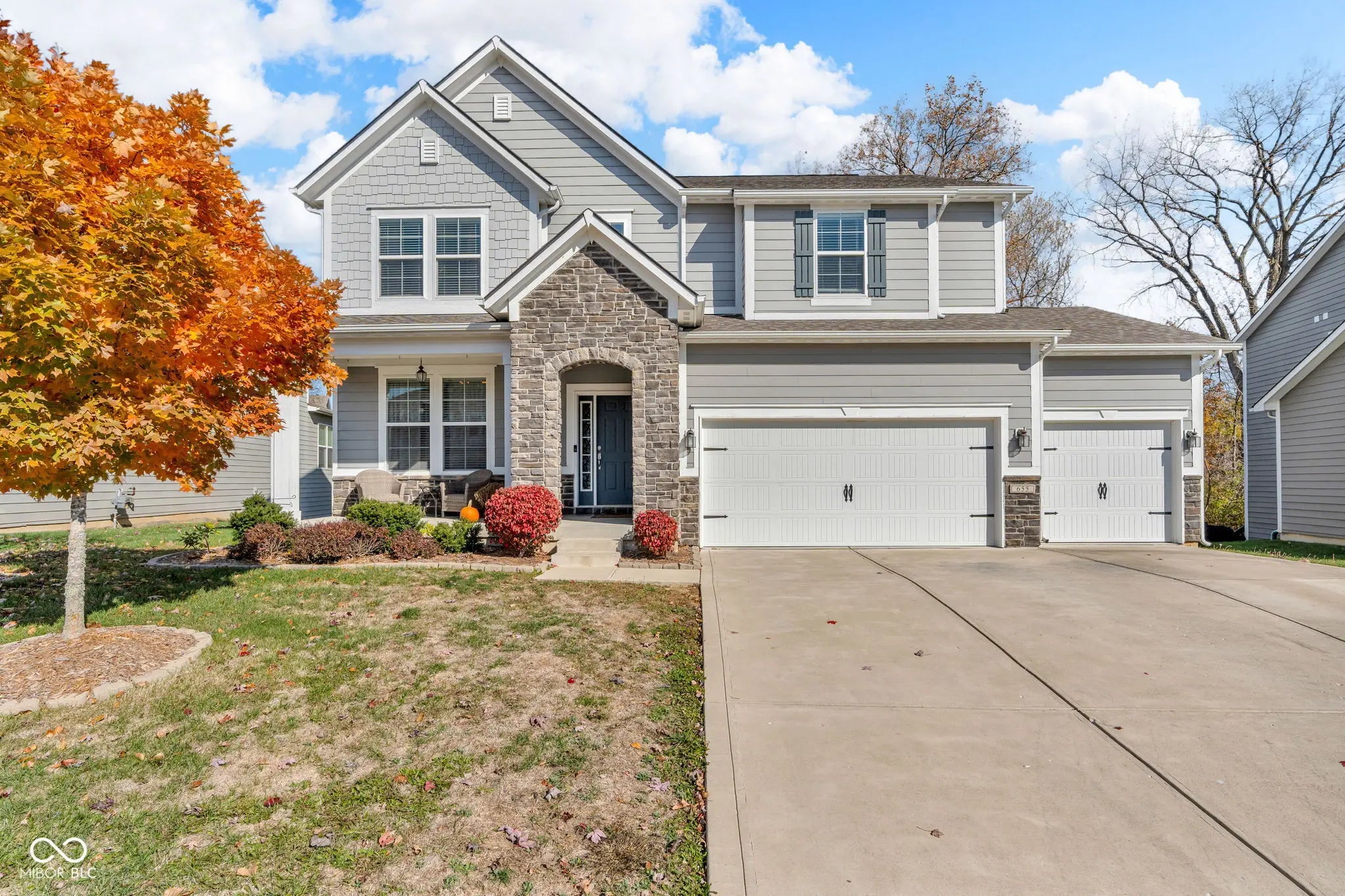 655 Bracknell Drive, Avon