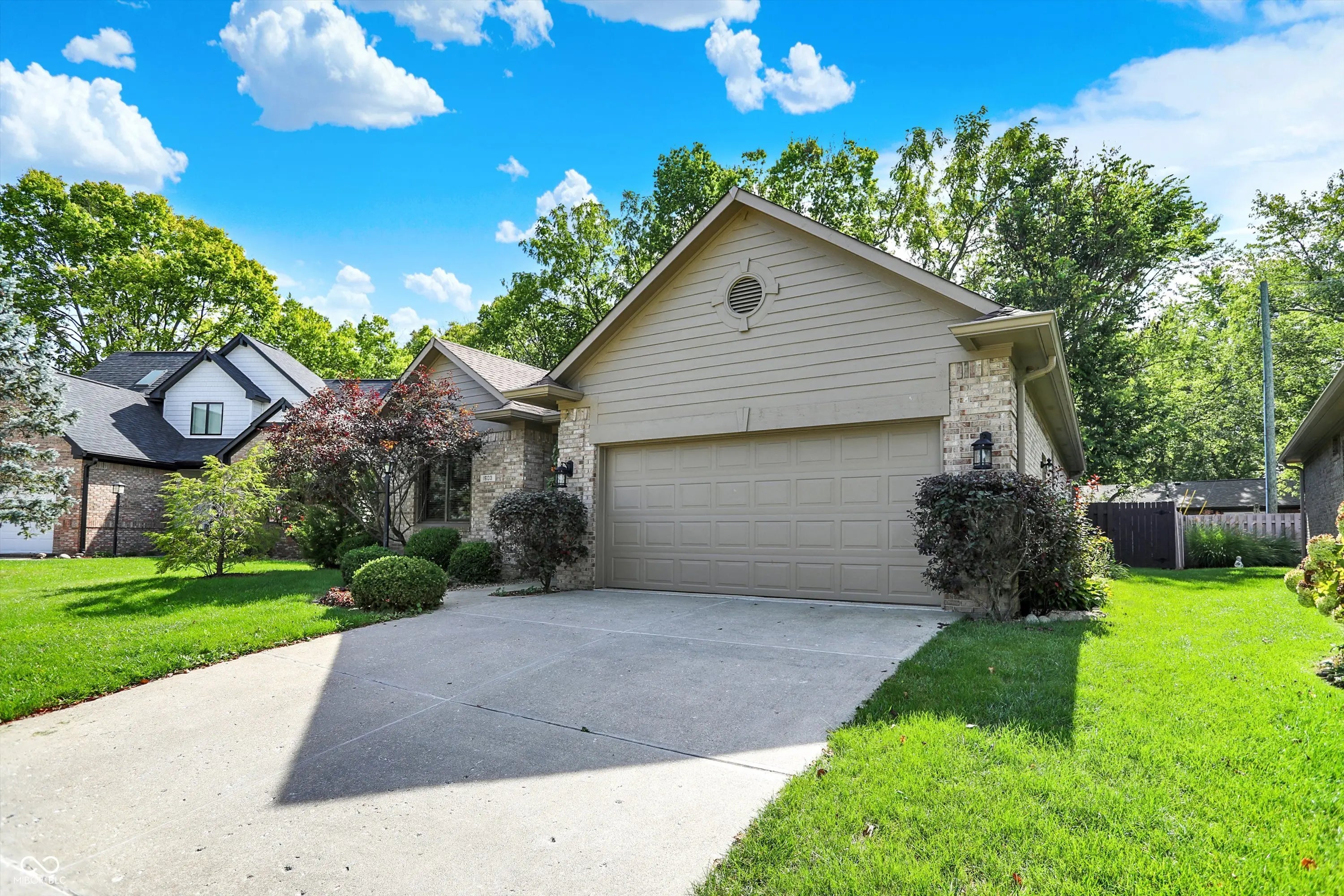 1603 Oakmere Way, Greenwood