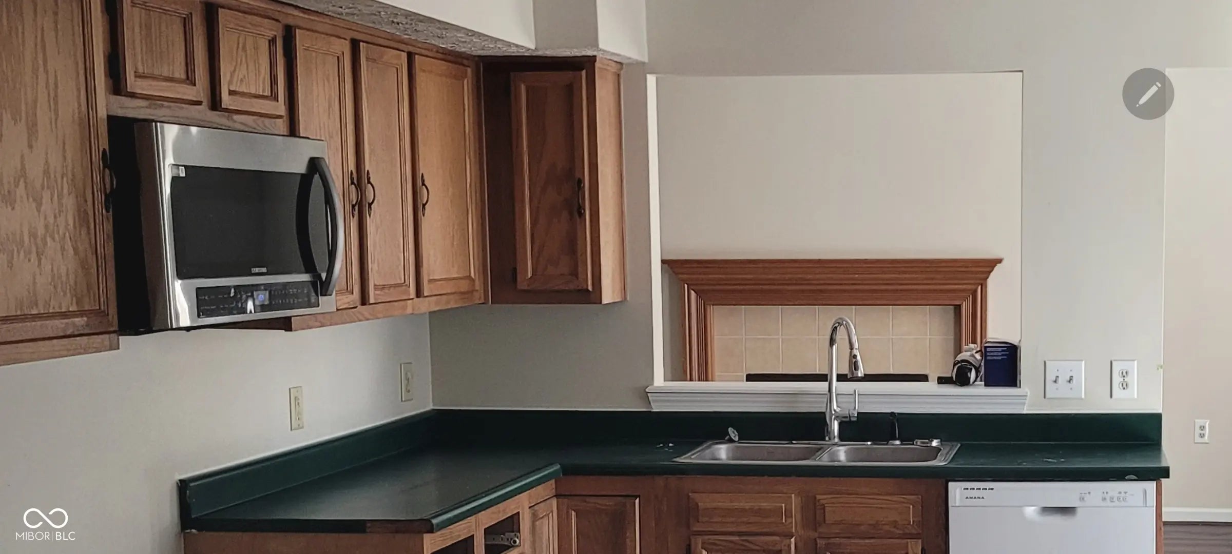 4519 Woodland Court, Indianapolis