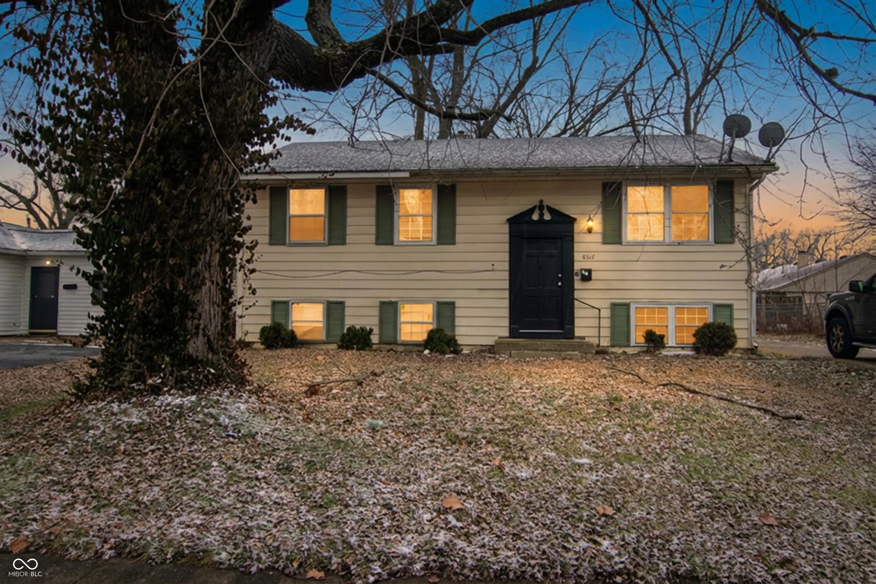 Photo of 8517 E 42nd Street Indianapolis, IN 46226