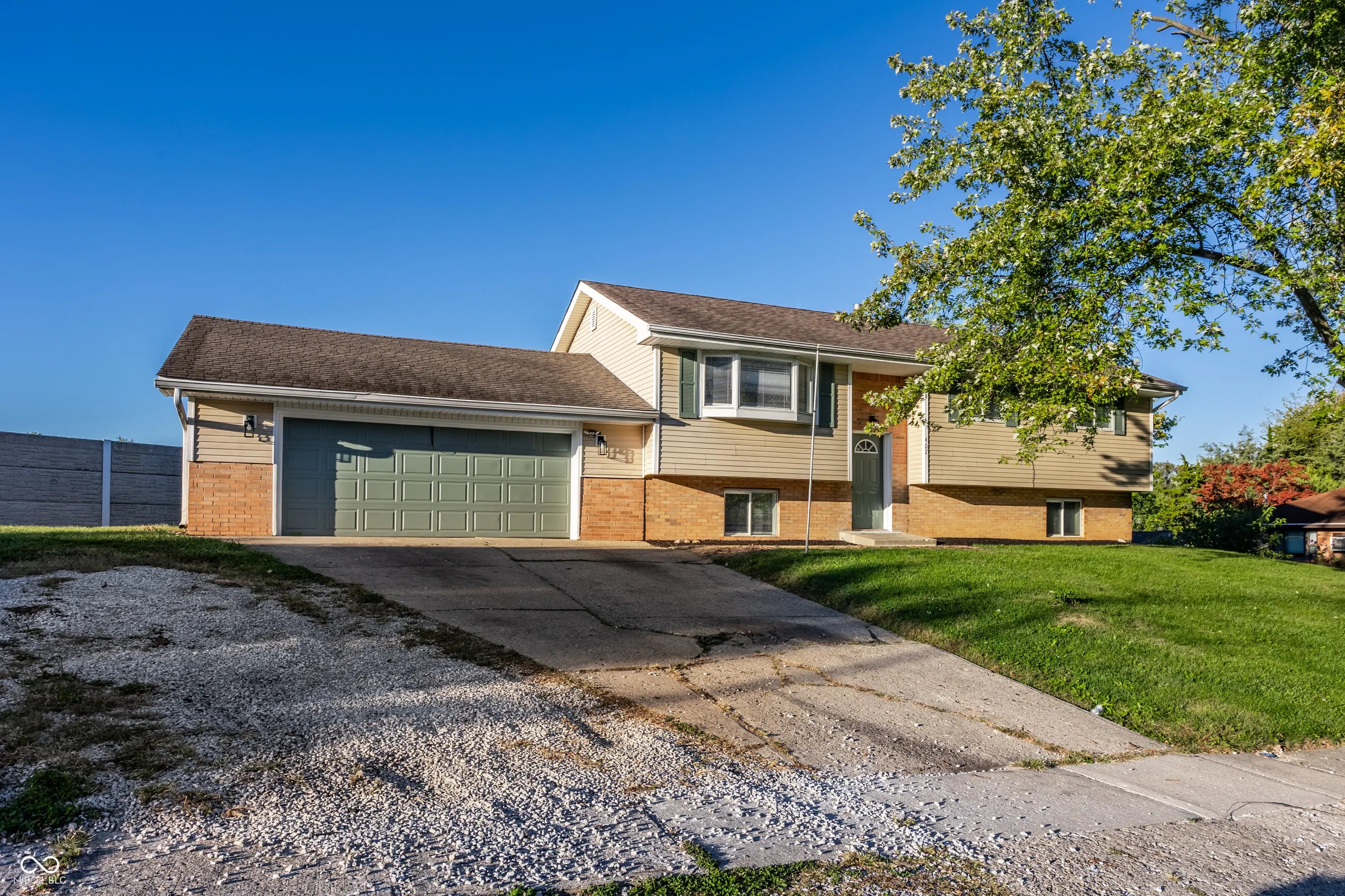 407 Ada Lane, Beech Grove