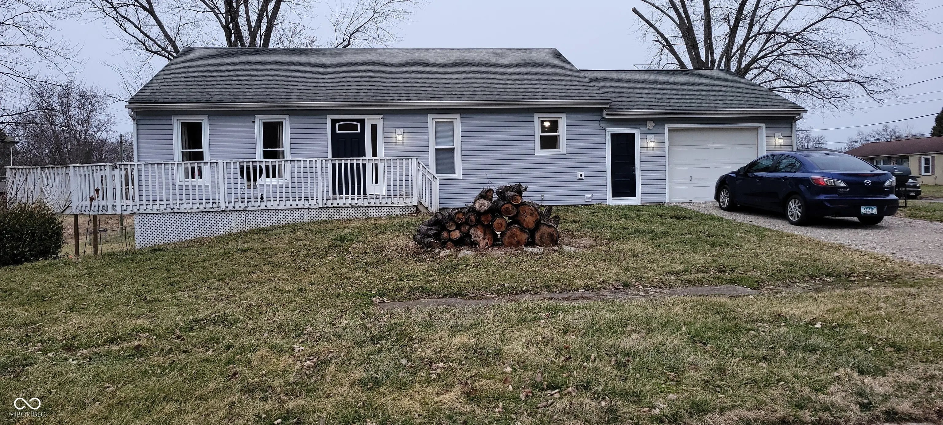 Photo of 4940 Regency Drive Columbus, IN 47203